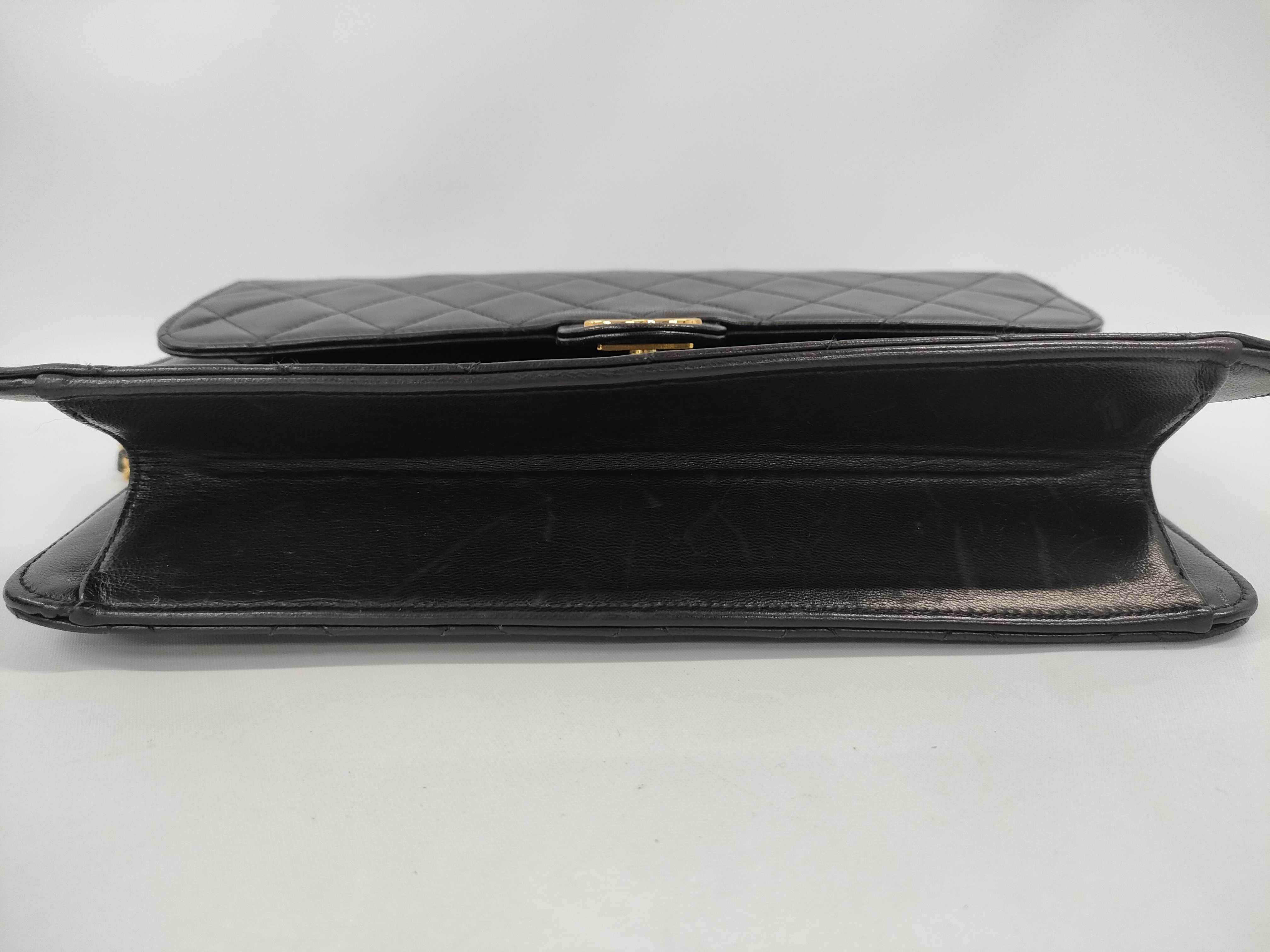 【水曜終了】(10944_0006)CHANEL マトラッセ プッシュロック チェーン ショルダーバッグ