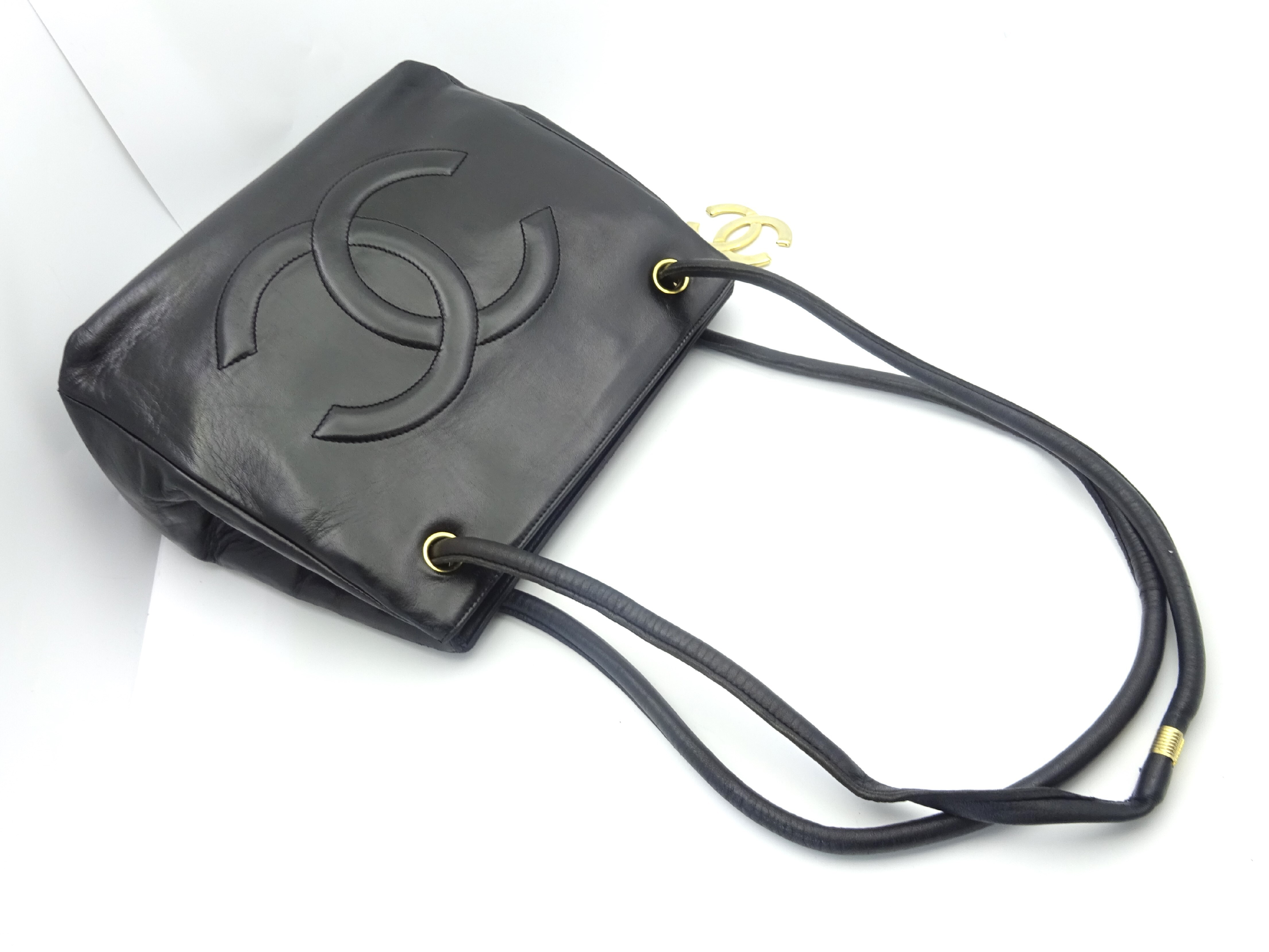 【水曜終了】(10228_0070)CHANEL ココマーク レザー トートバッグ