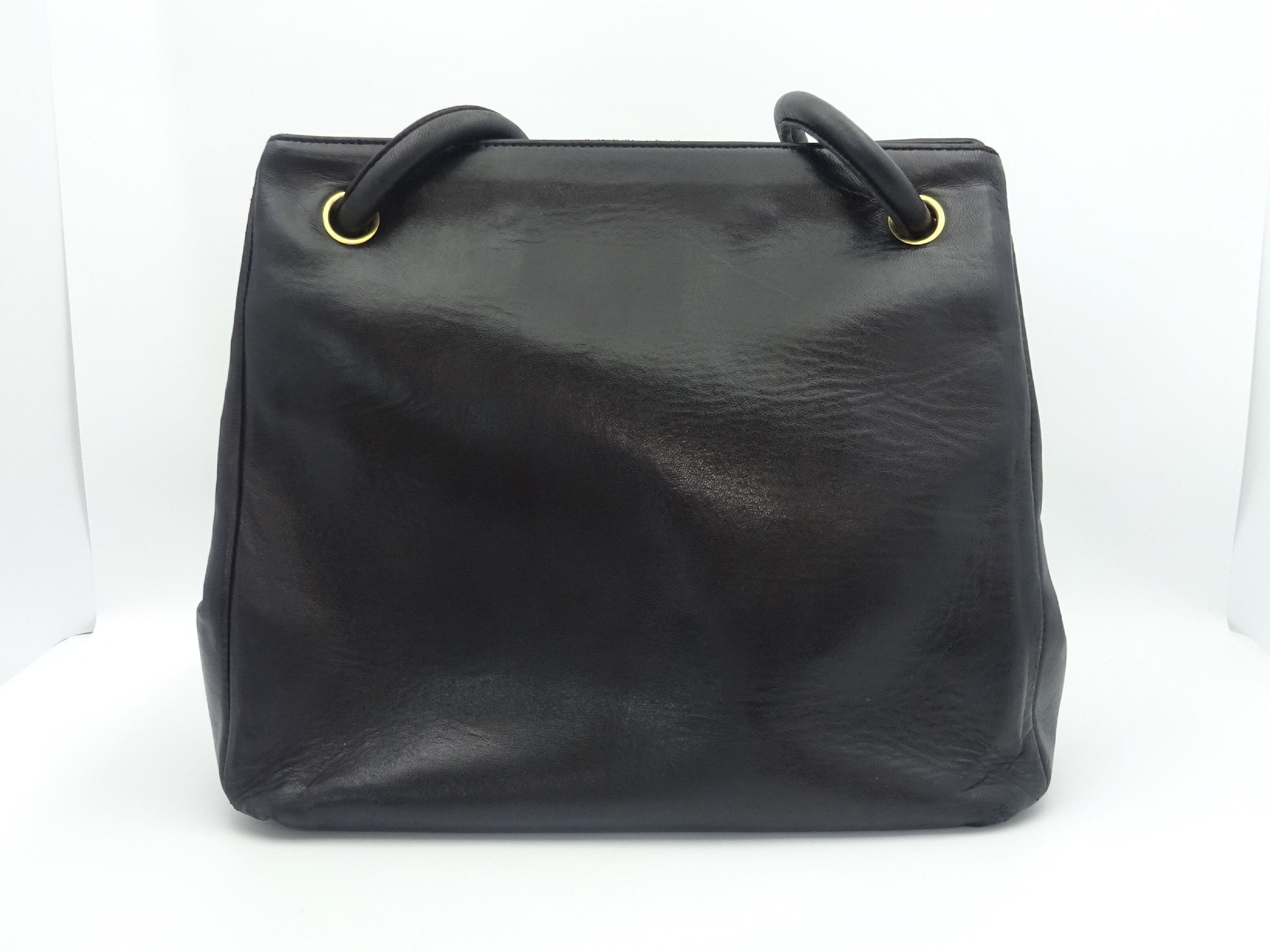 【水曜終了】(10228_0070)CHANEL ココマーク レザー トートバッグ