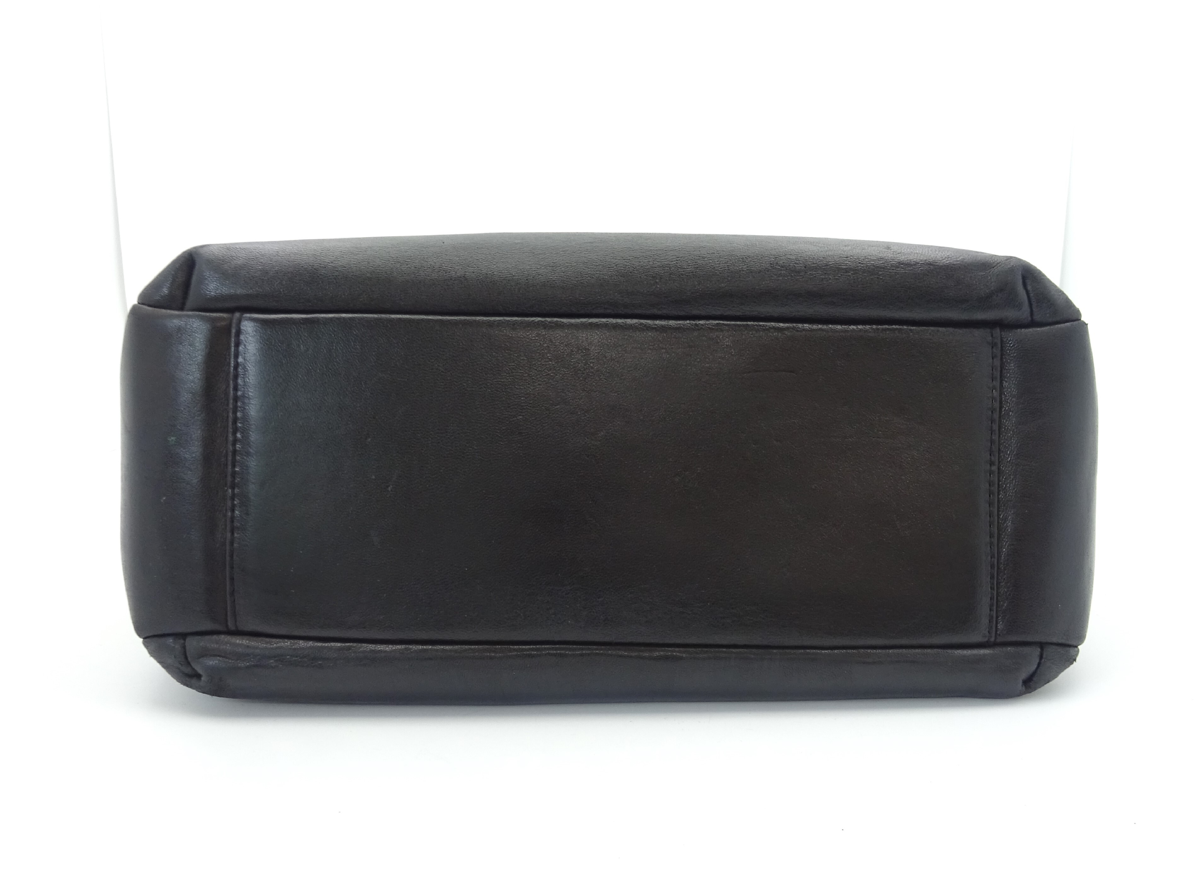 【水曜終了】(10228_0070)CHANEL ココマーク レザー トートバッグ