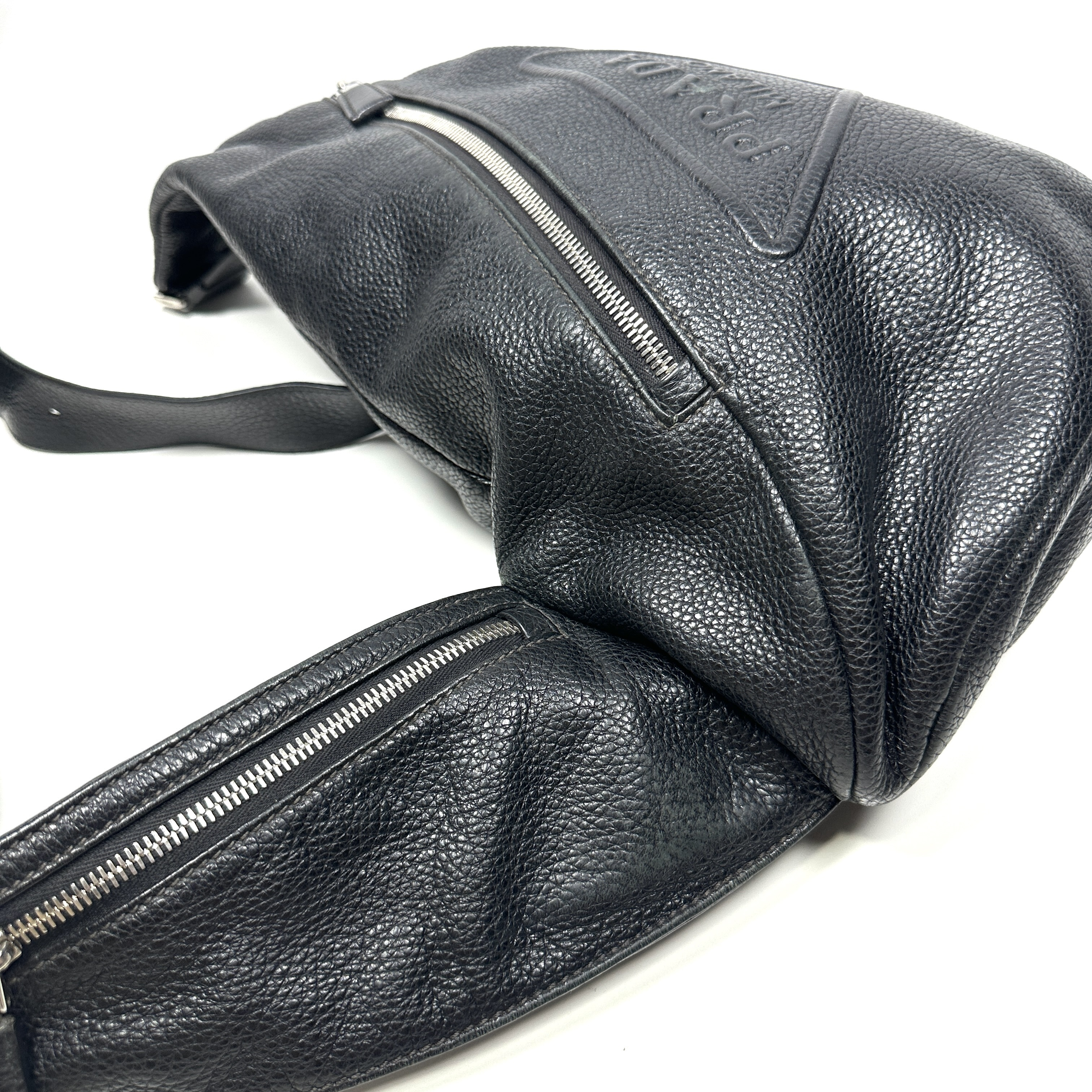 【水曜終了】(10698_0169)PRADA バックパック ステート ワンショルダー ボディバッグ トライアングルプレート ヴィッテロダイノ ブラック レザー ショルダーバッグ