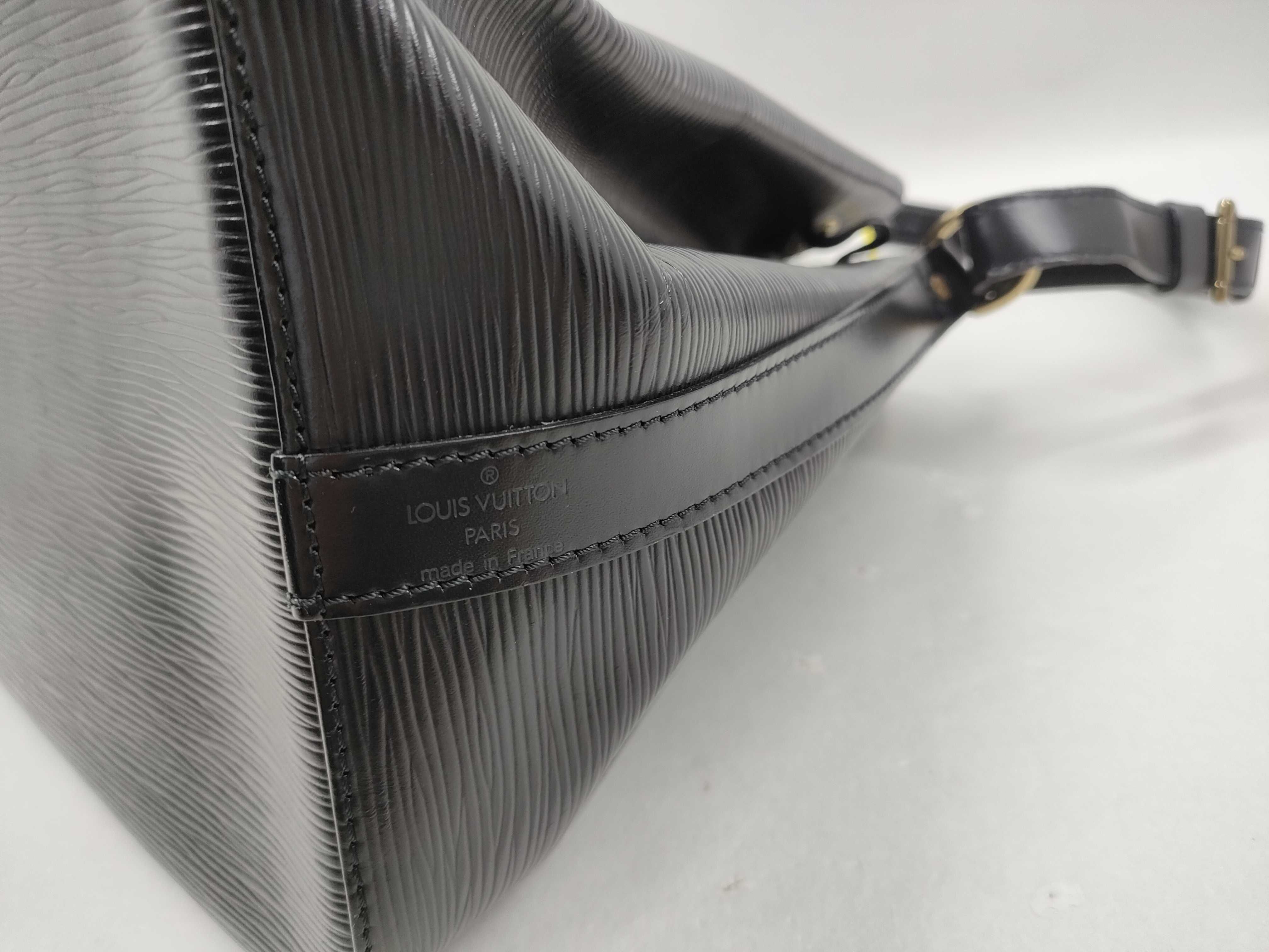 【水曜終了】(10229_0263)LOUIS VUITTON エピ プチノエ ショルダーバッグ