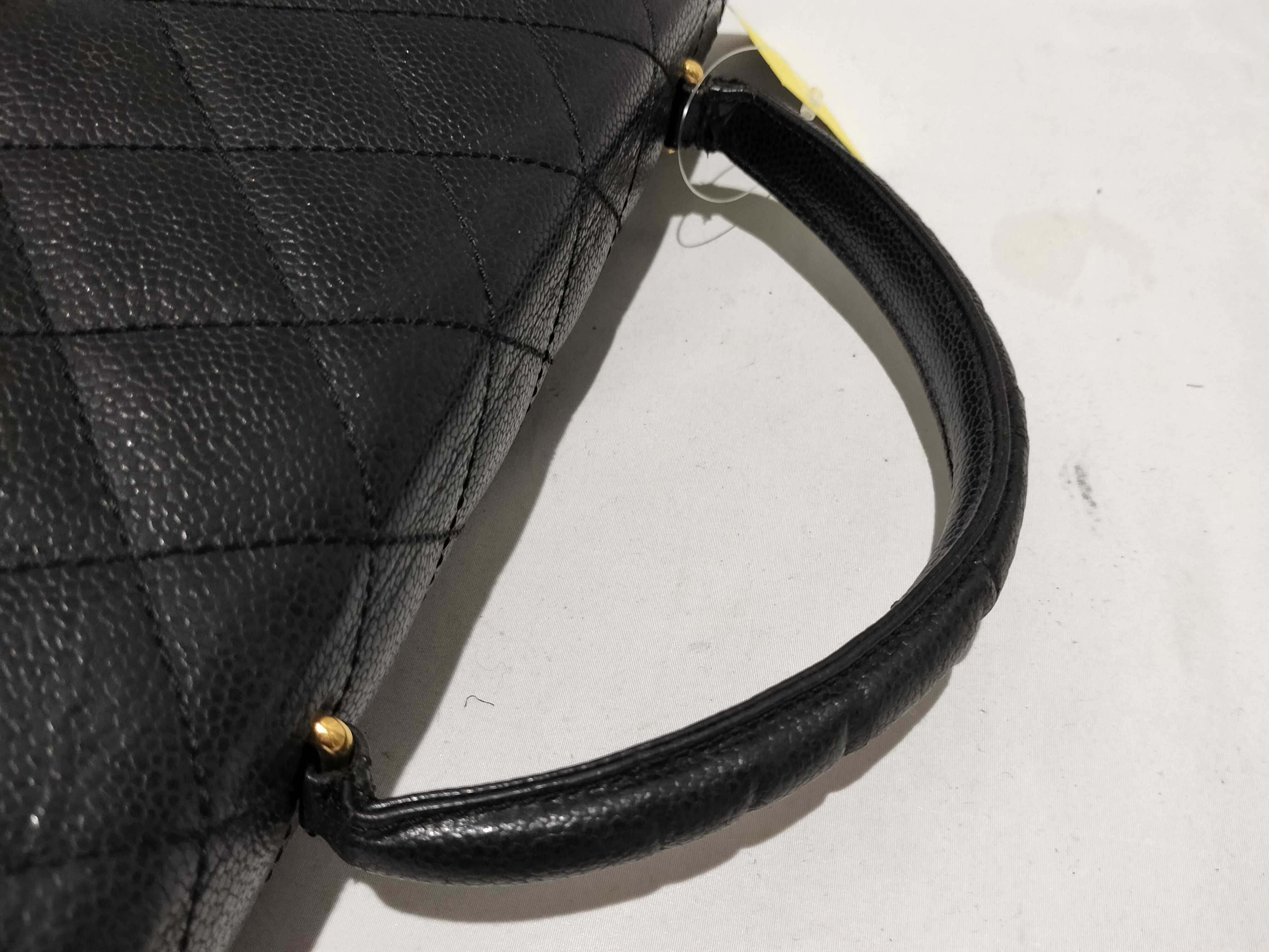 【水曜終了】(10228_0130)CHANEL キャビアスキン ココ ターンロック トップハンドル 8番台 ハンドバッグ
