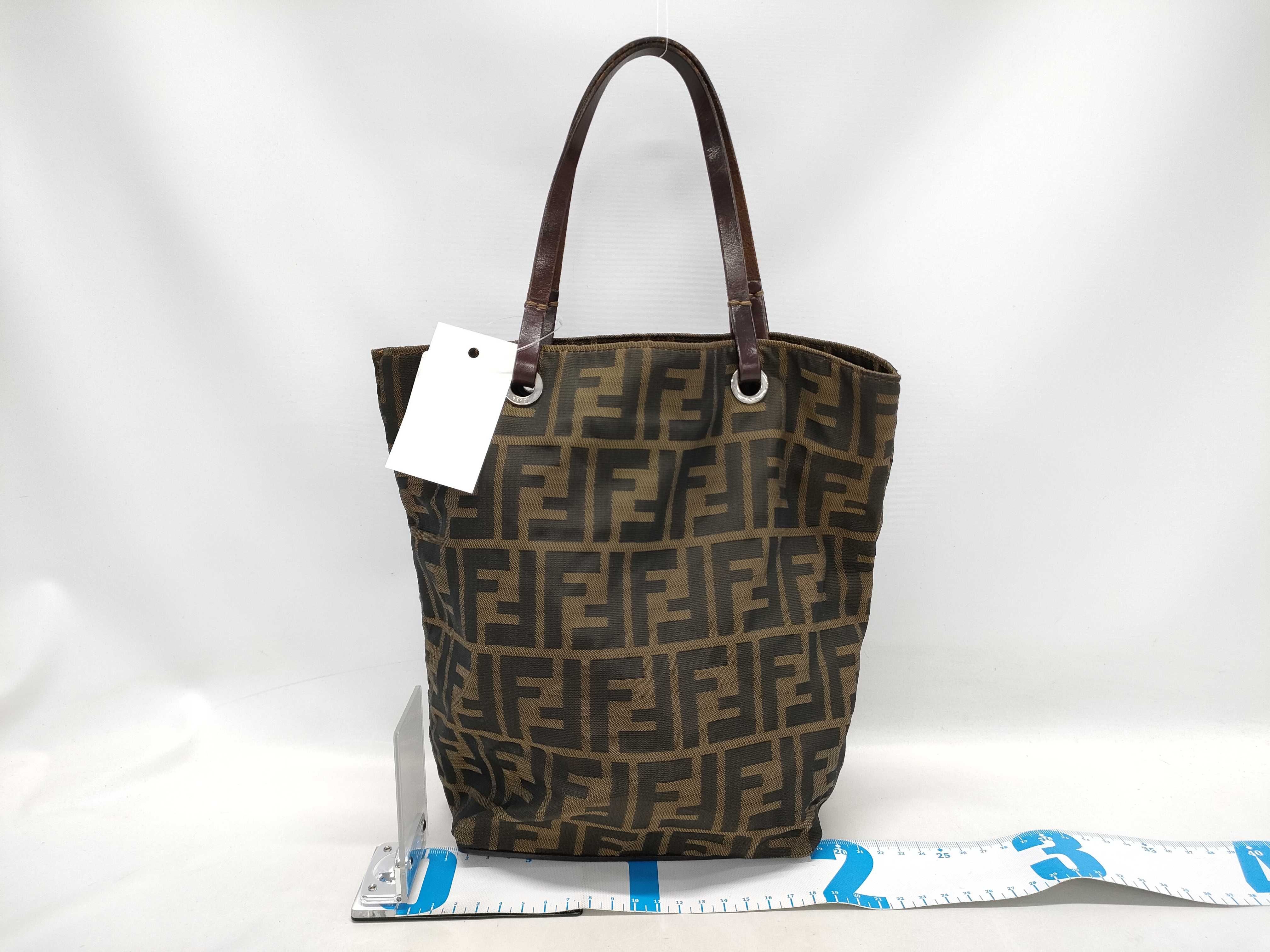 【水曜終了】(10230_0337)FENDI ズッカ柄 ハンド トートバッグ