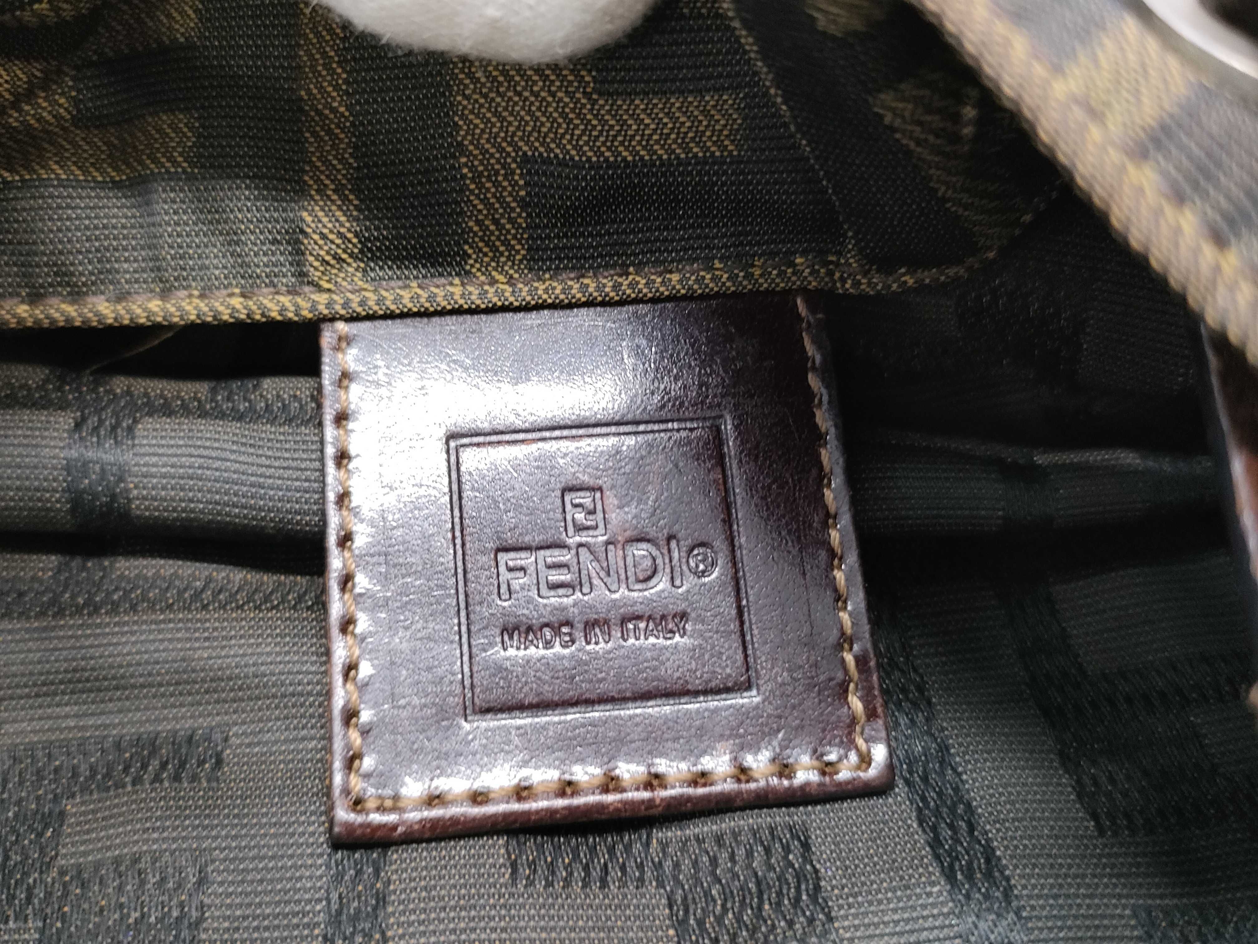 【水曜終了】(10230_0337)FENDI ズッカ柄 ハンド トートバッグ