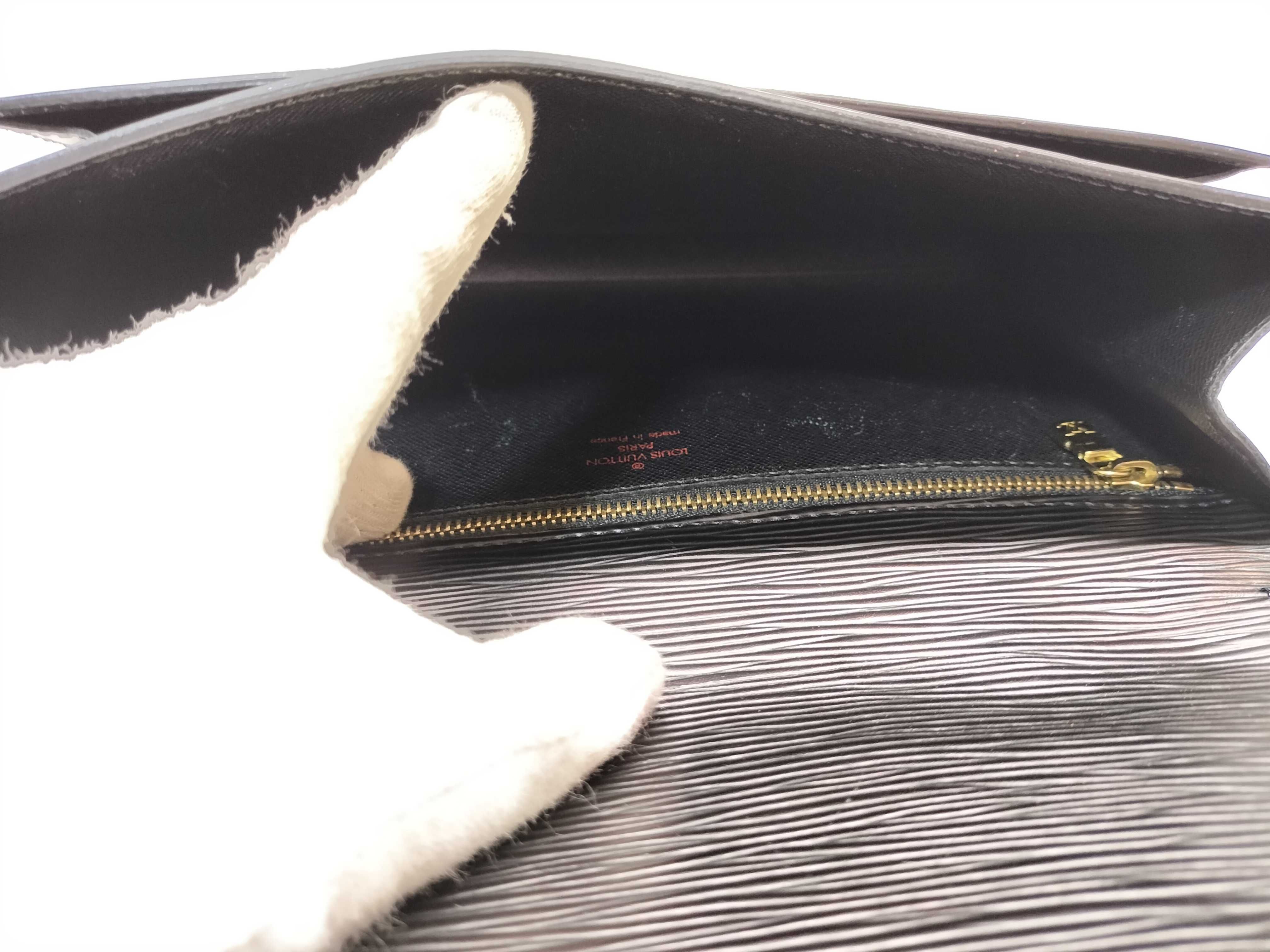 【水曜終了】(10229_0264)LOUIS VUITTON M52612 エピ M52612 セリエ ドラゴンヌ セカンドバッグ