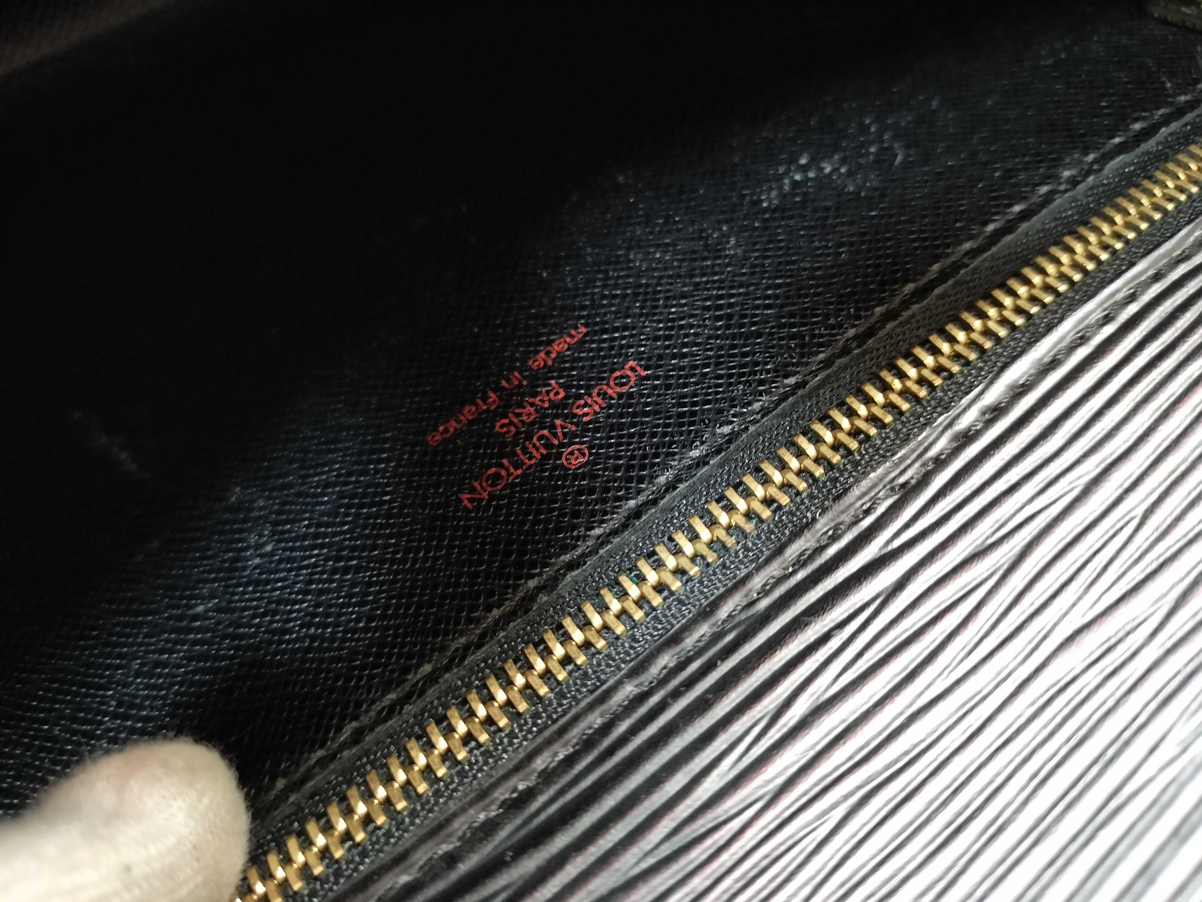 【水曜終了】(10229_0264)LOUIS VUITTON M52612 エピ M52612 セリエ ドラゴンヌ セカンドバッグ