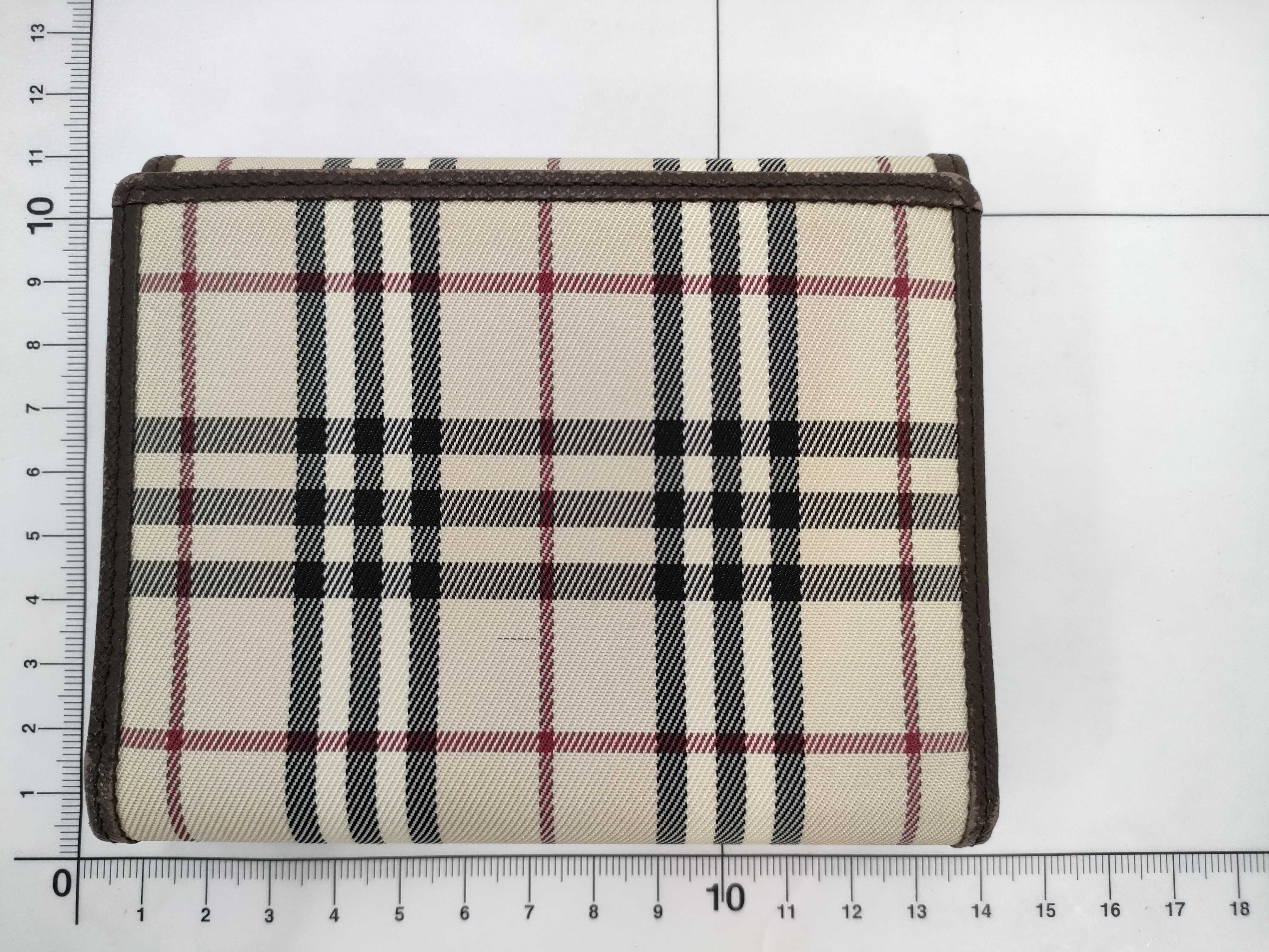 【水曜終了】(10221_0186)BURBERRY ノバチェック×レザー 折財布 財布