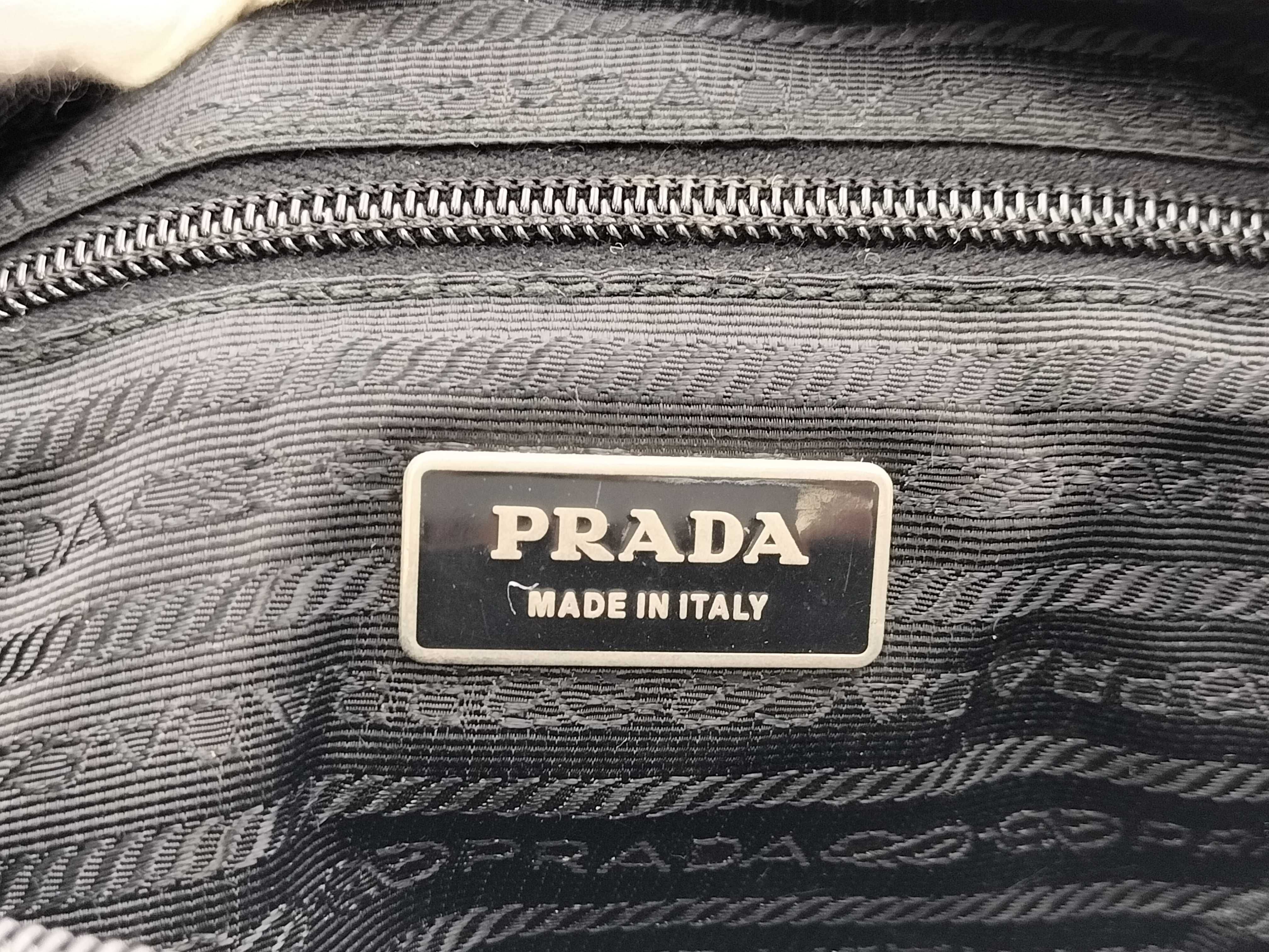 【水曜終了】(10230_0274)▼PRADA ナイロン テスート/メッセンジャーバッグ/三角プレート バッグ