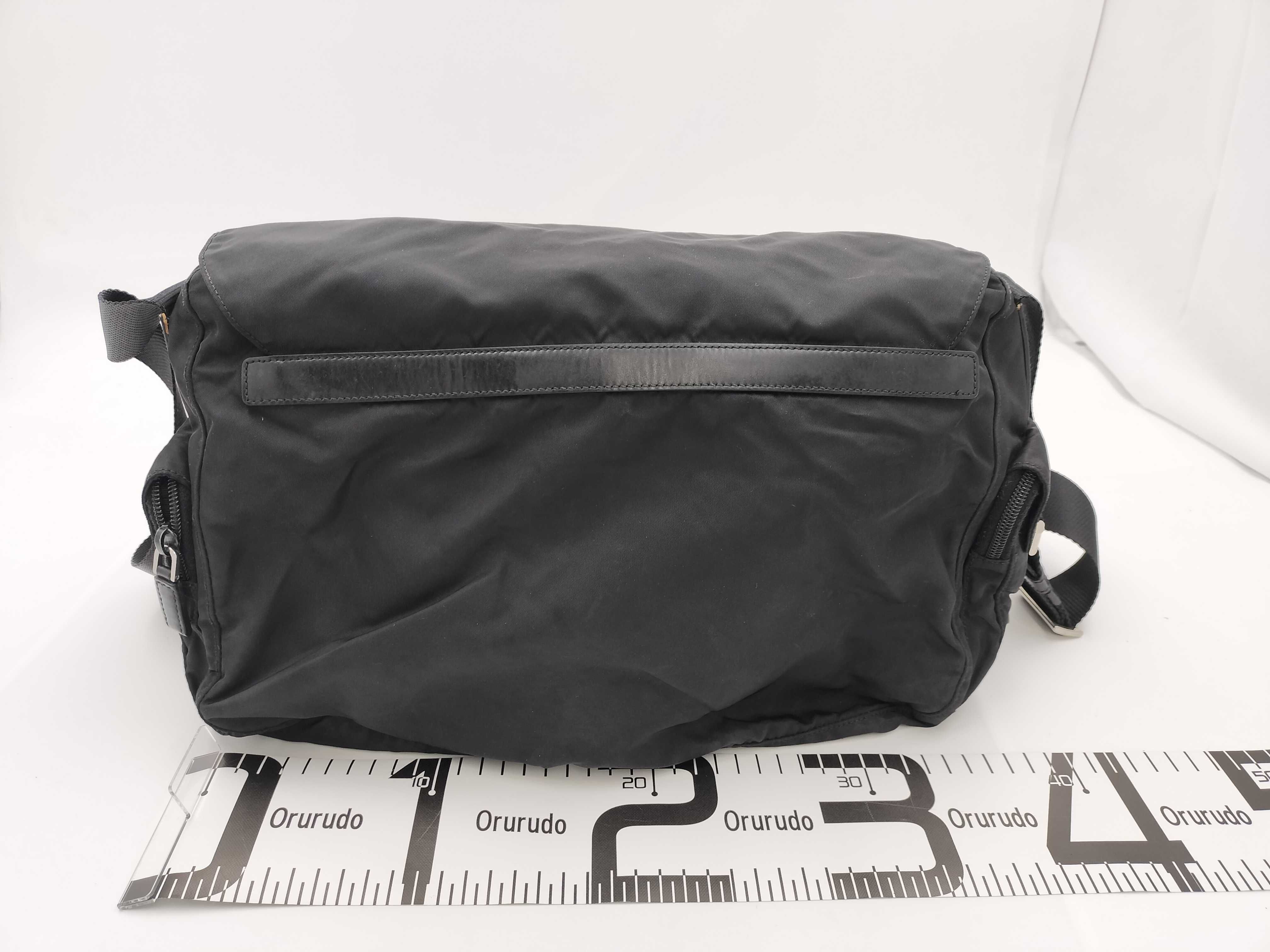 【水曜終了】(10230_0274)▼PRADA ナイロン テスート/メッセンジャーバッグ/三角プレート バッグ