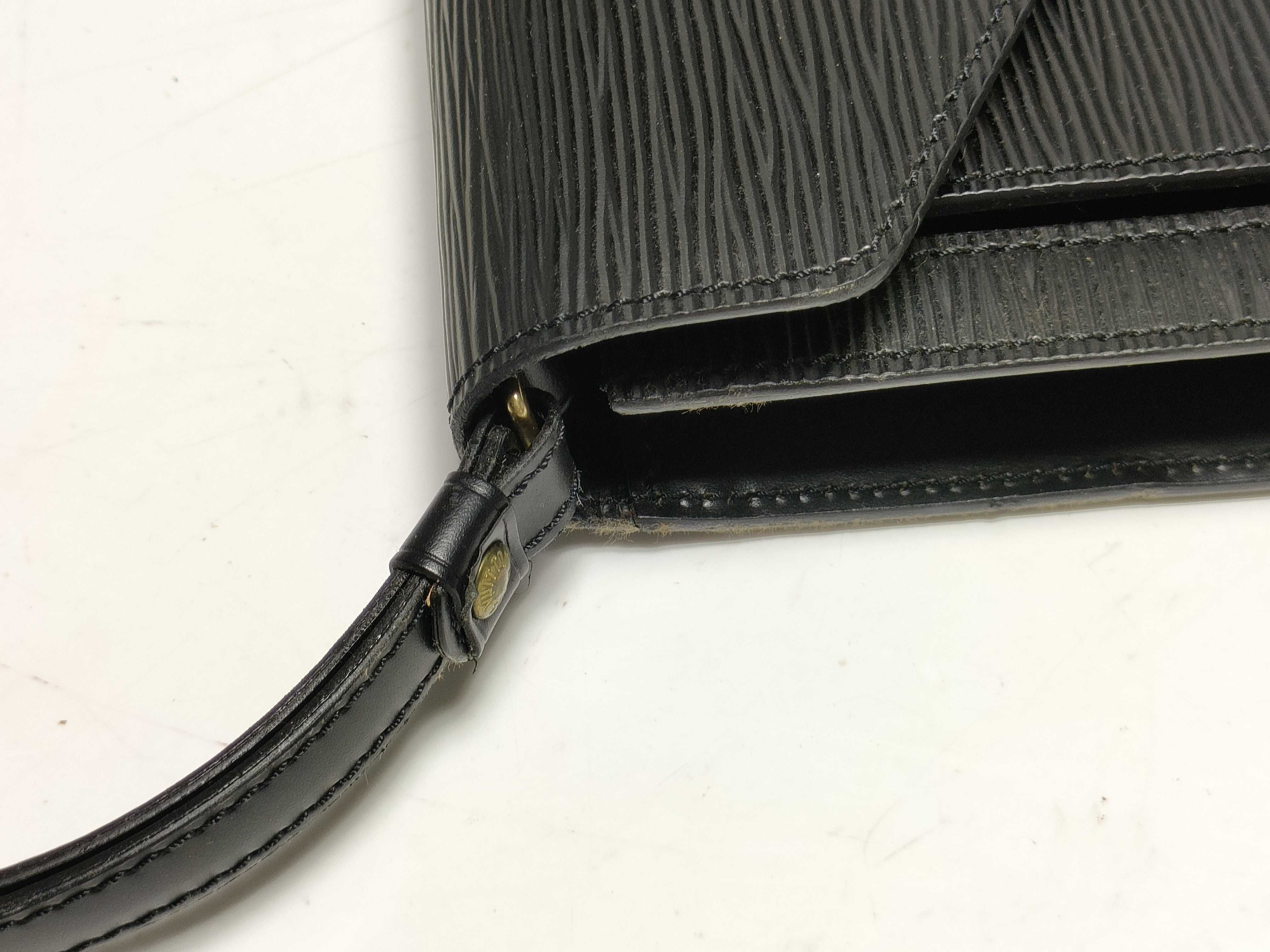 【水曜終了】(10229_0036)LOUIS VUITTON エピ セリエ・ドラゴンヌ クラッチバッグ