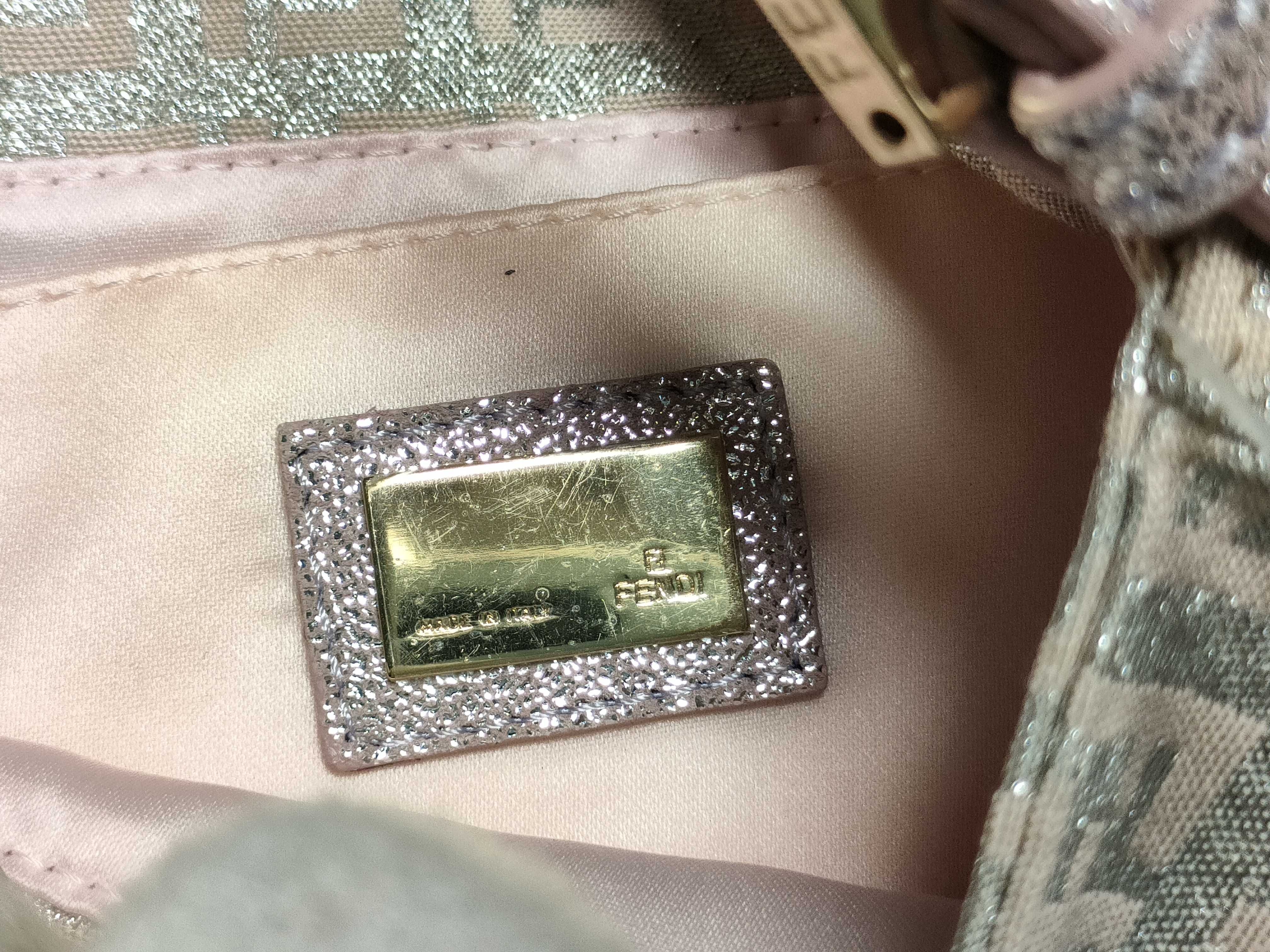 【水曜終了】(10219_0372)FENDI マンマ ラメ入り ポーチ ショルダーバッグ