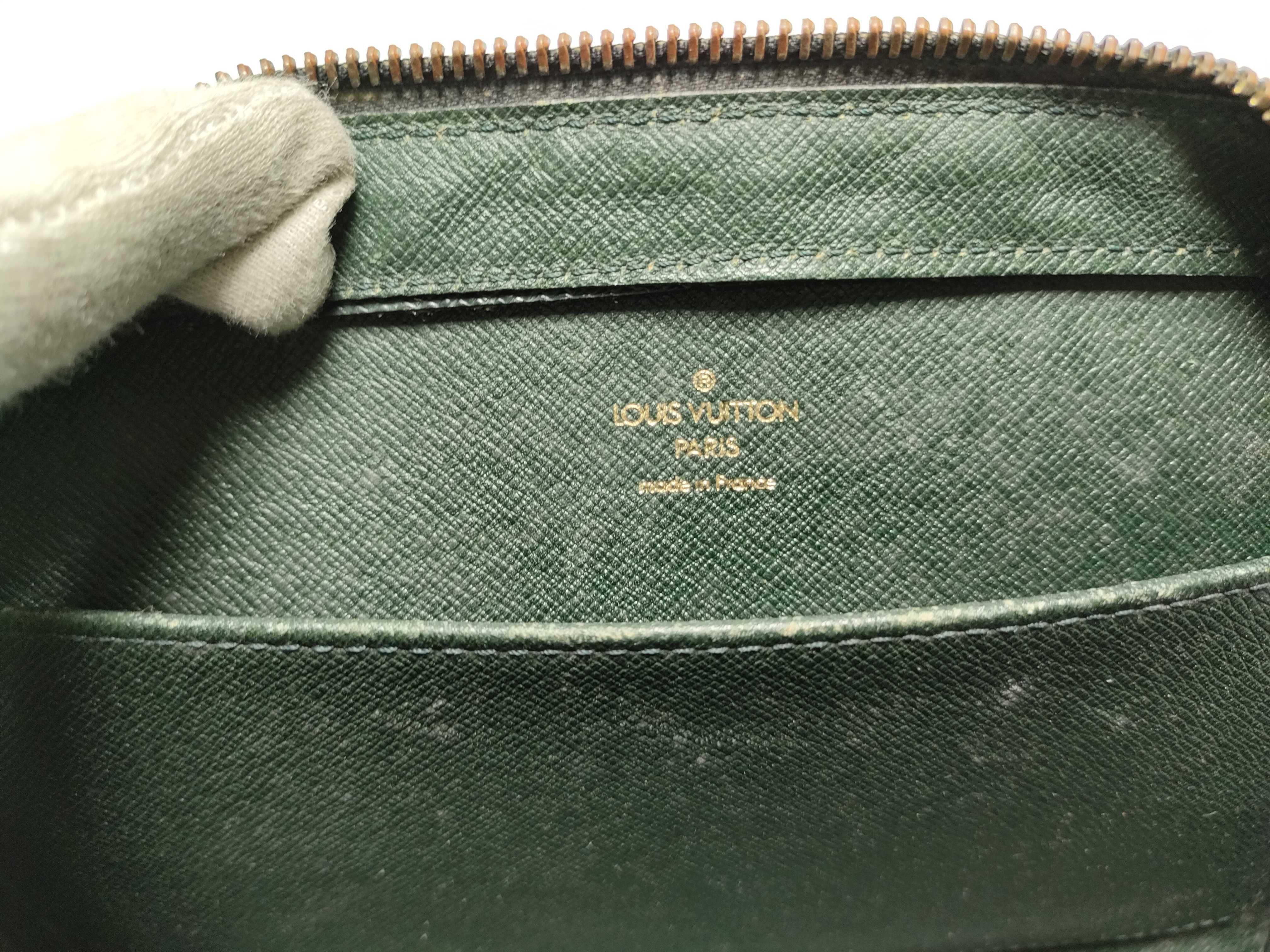 【水曜終了】(10229_0351)LOUIS VUITTON タイガ バイカル ポーチ