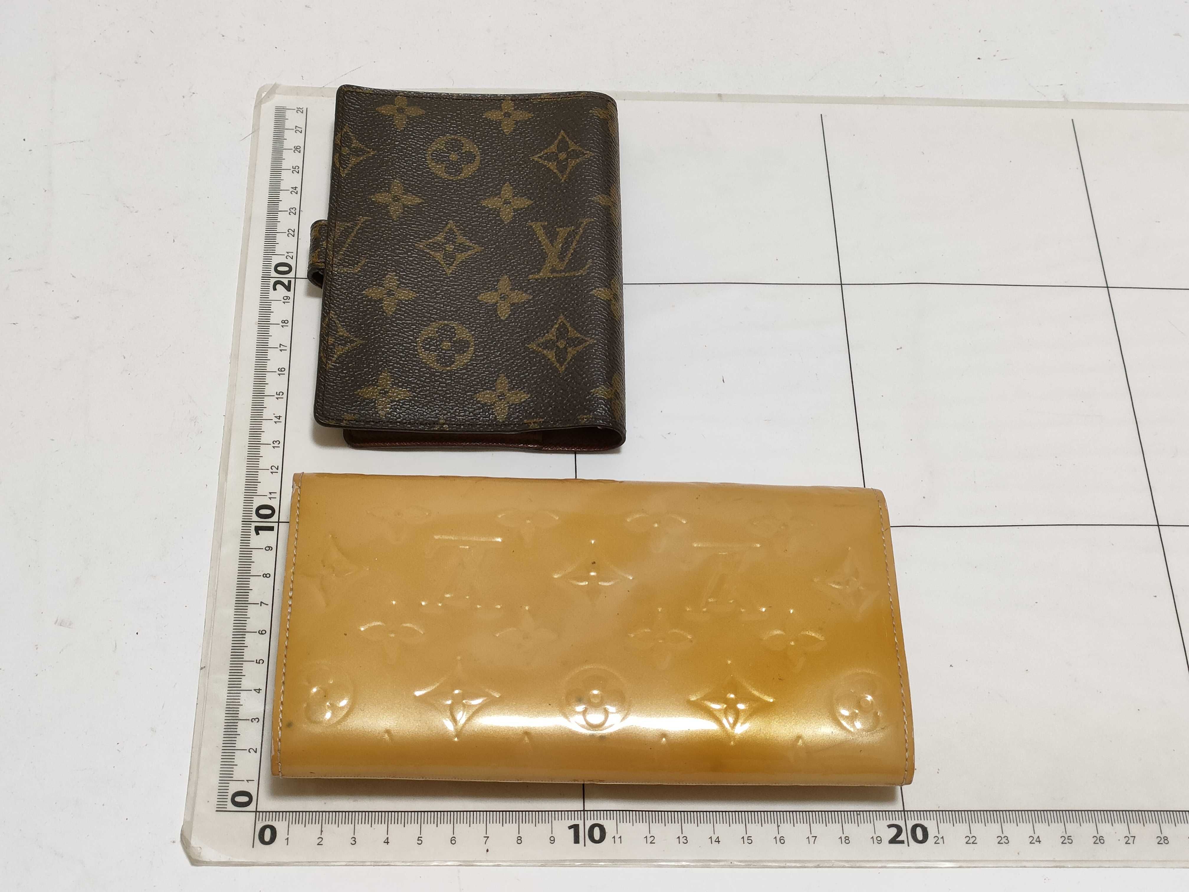 【水曜終了】(10223_0017)LOUIS VUITTON ヴェルニ ヴェルニ長財布/モノグラムアジェンダ/ネーム・イニシャル入り 財布