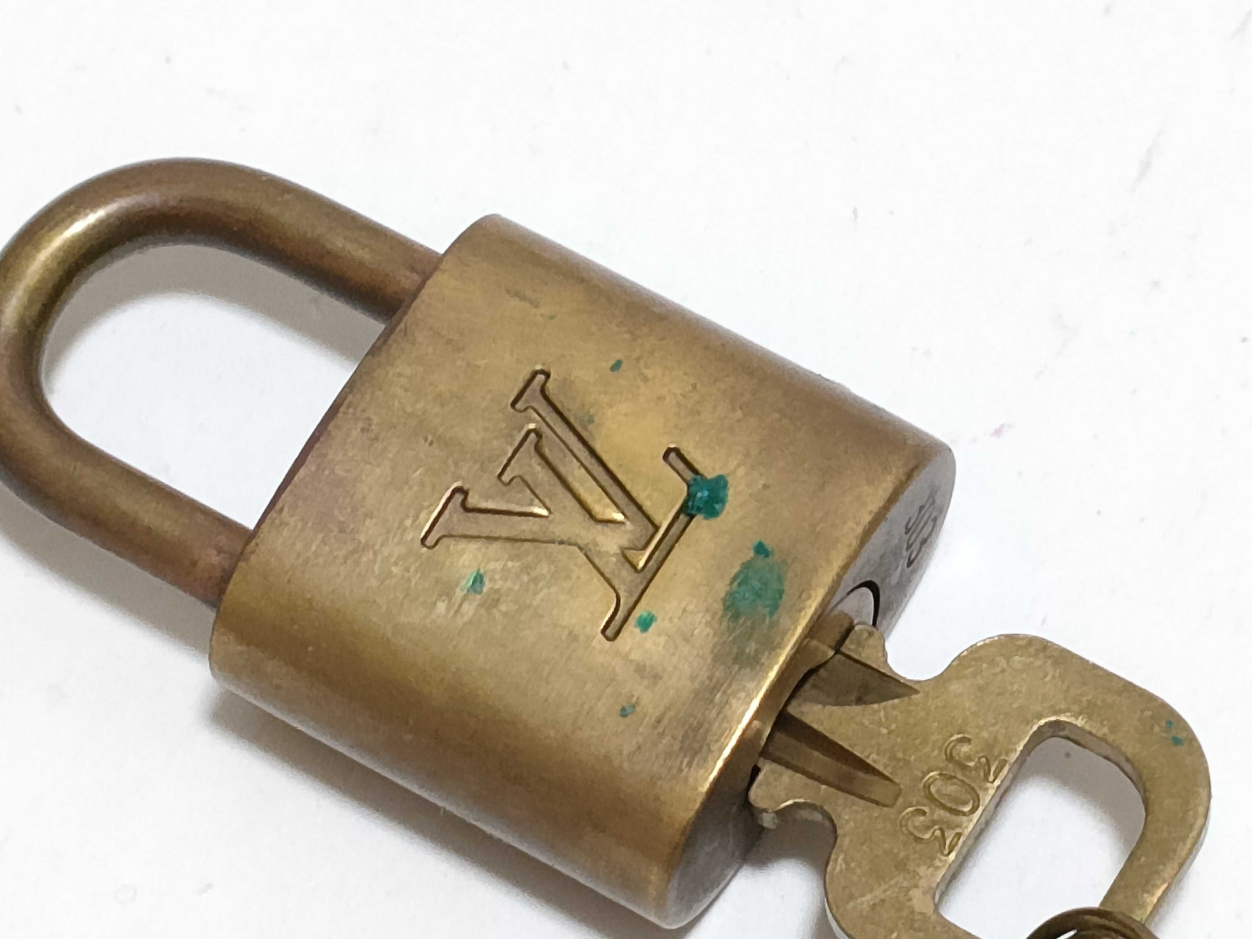 【水曜終了】(10223_0026)LOUIS VUITTON ポワニエ ネームタグ/パドロック 3点 その他小物