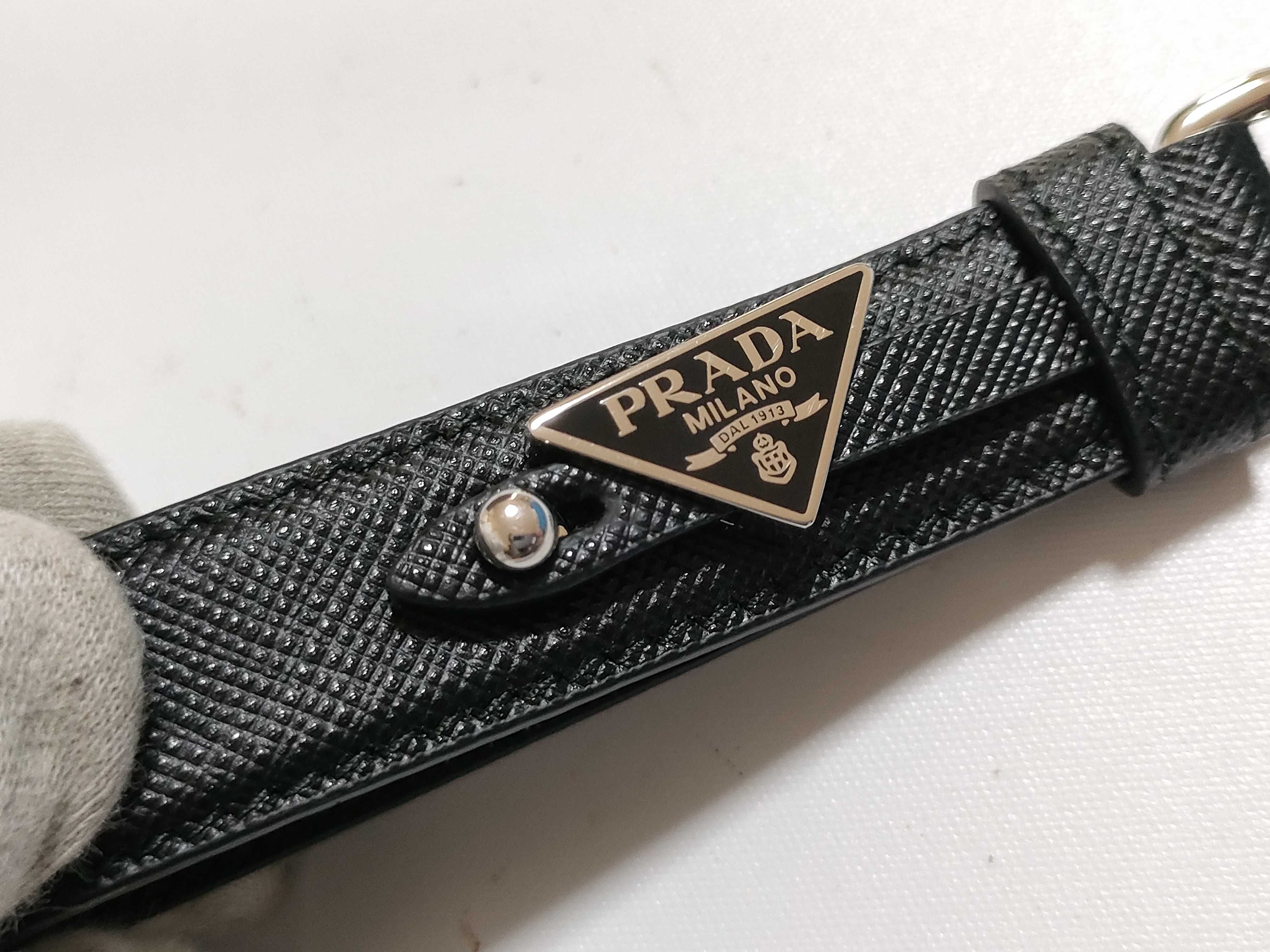 【水曜終了】(10221_0234)PRADA サフィアーノ ロゴ キーリング キーケース・キーホルダー キーケース・キーホルダー