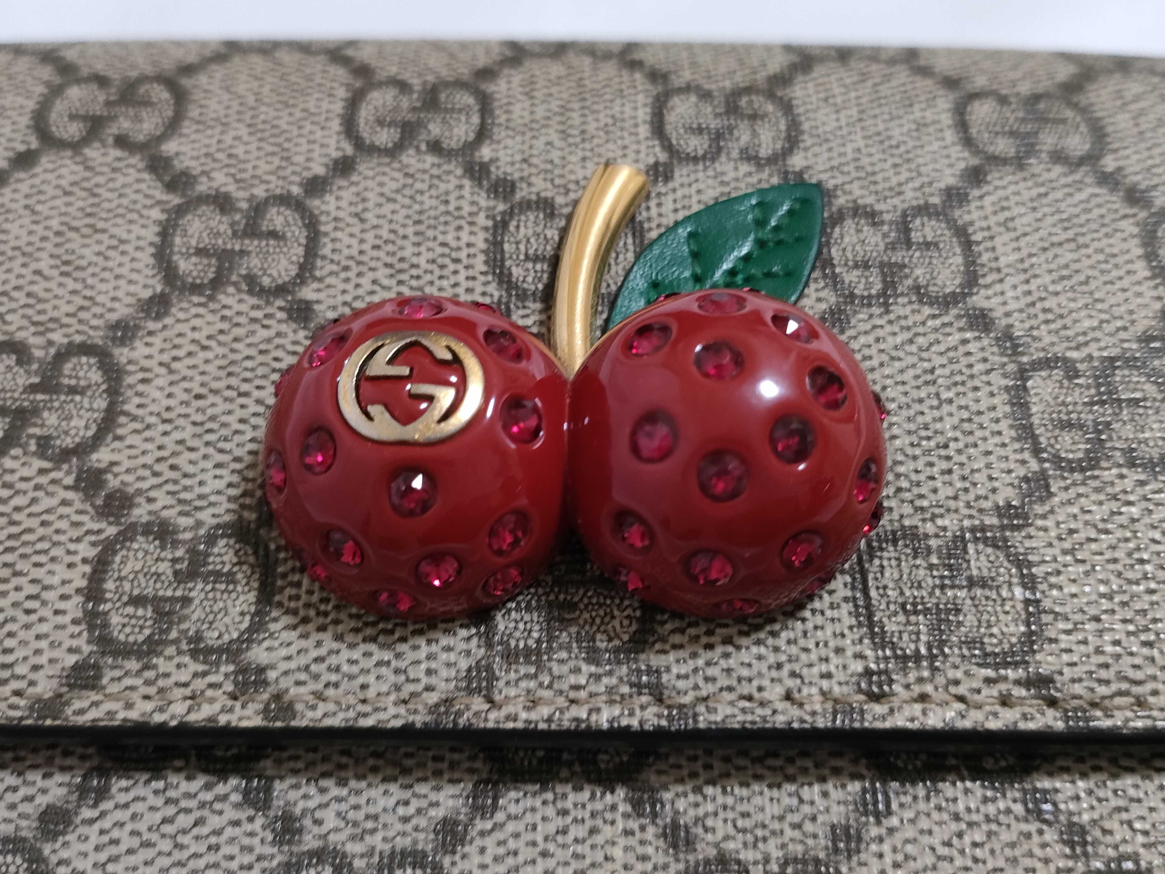 【水曜終了】(10230_0004)GUCCI チェリー 長財布 財布