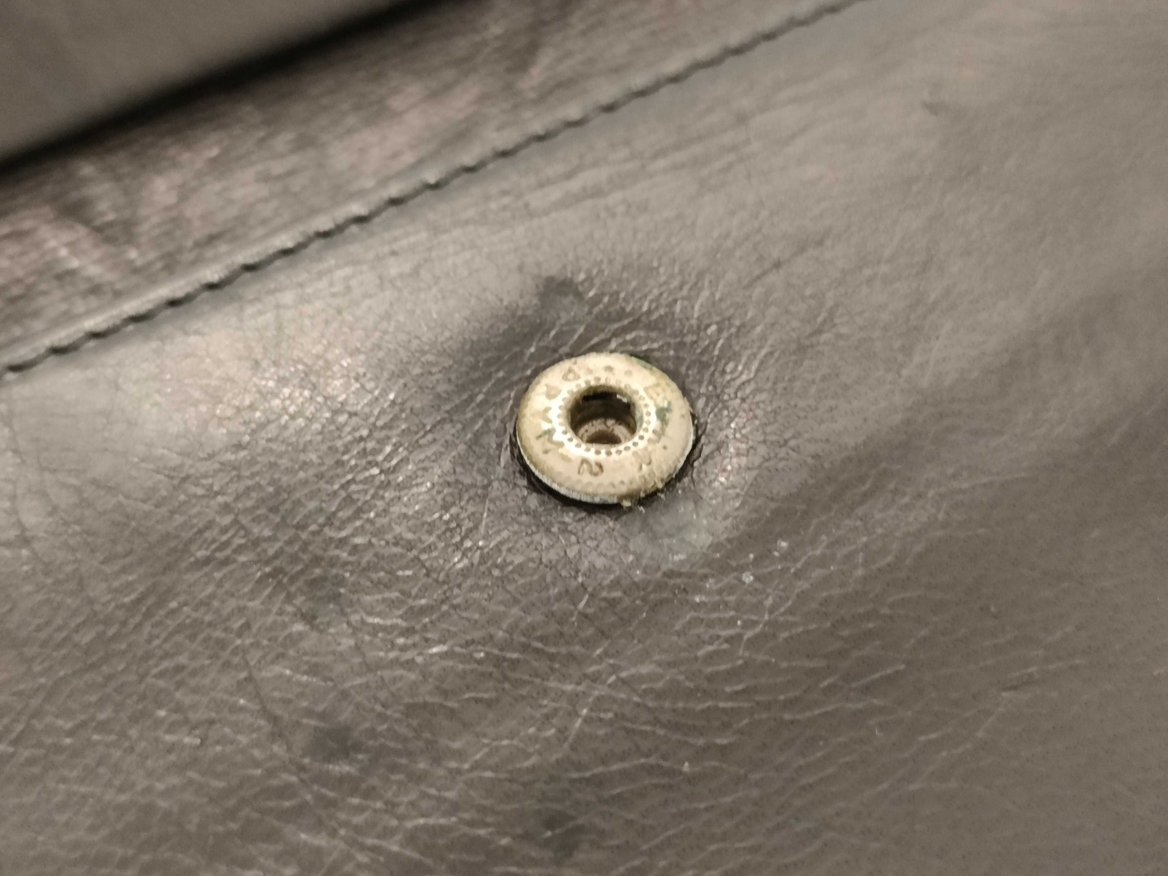 【水曜終了】(10223_0024)LOUIS VUITTON エピ ヴィトン手帳カバー/プラダ財布 手帳カバー
