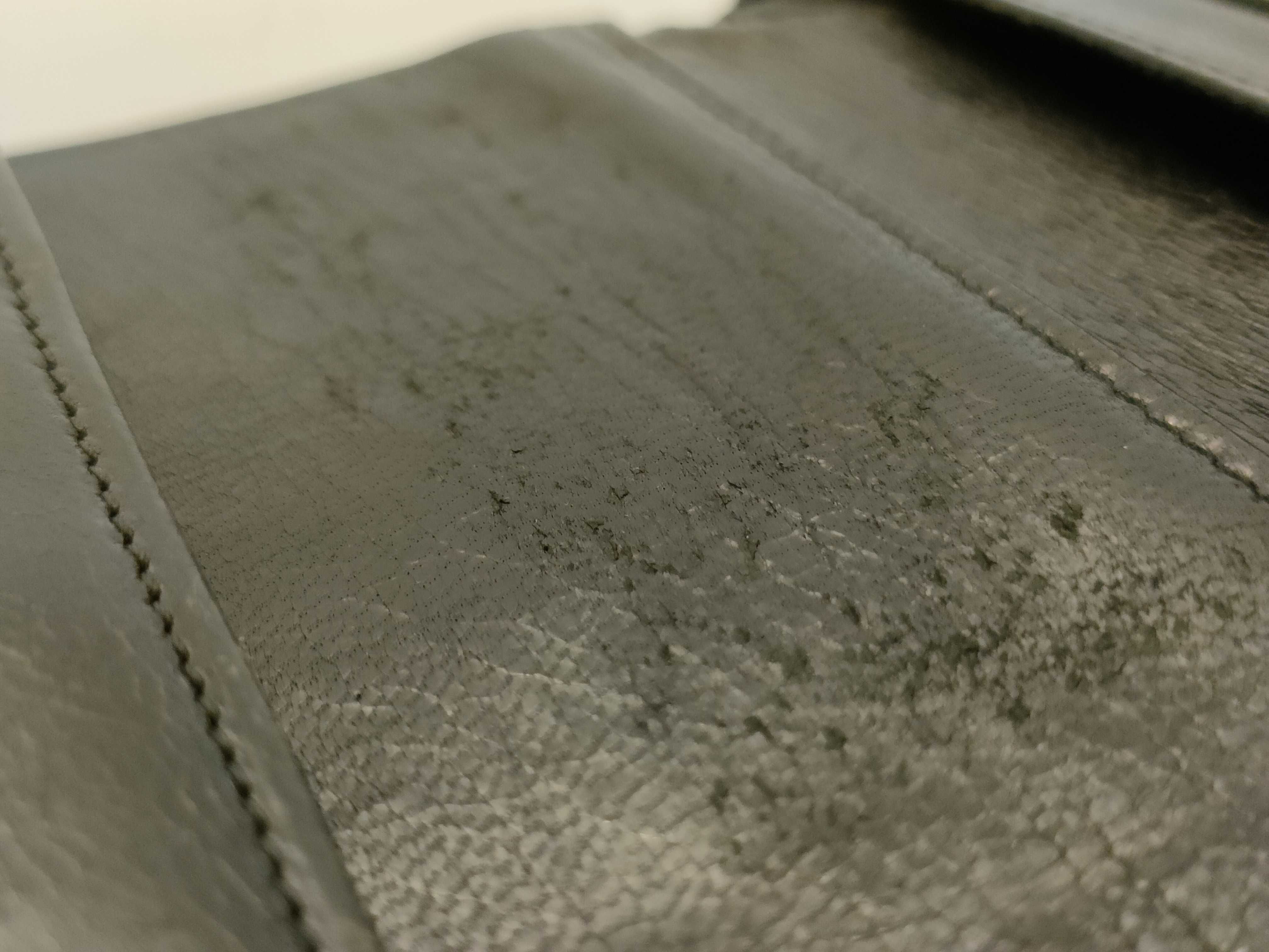 【水曜終了】(10223_0024)LOUIS VUITTON エピ ヴィトン手帳カバー/プラダ財布 手帳カバー