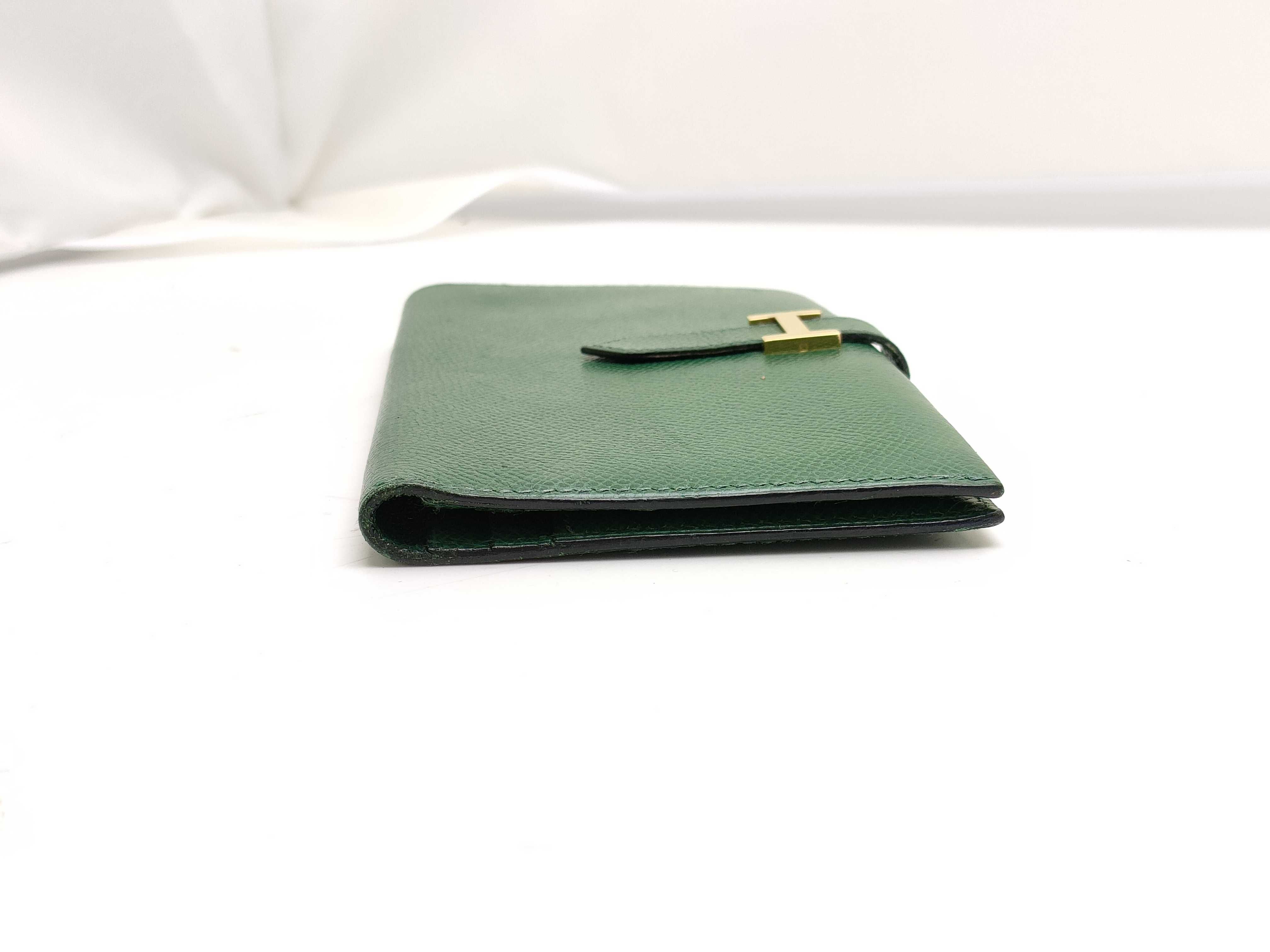 【水曜終了】(10216_0054)HERMES ベアン グリーン/クシュベル 財布