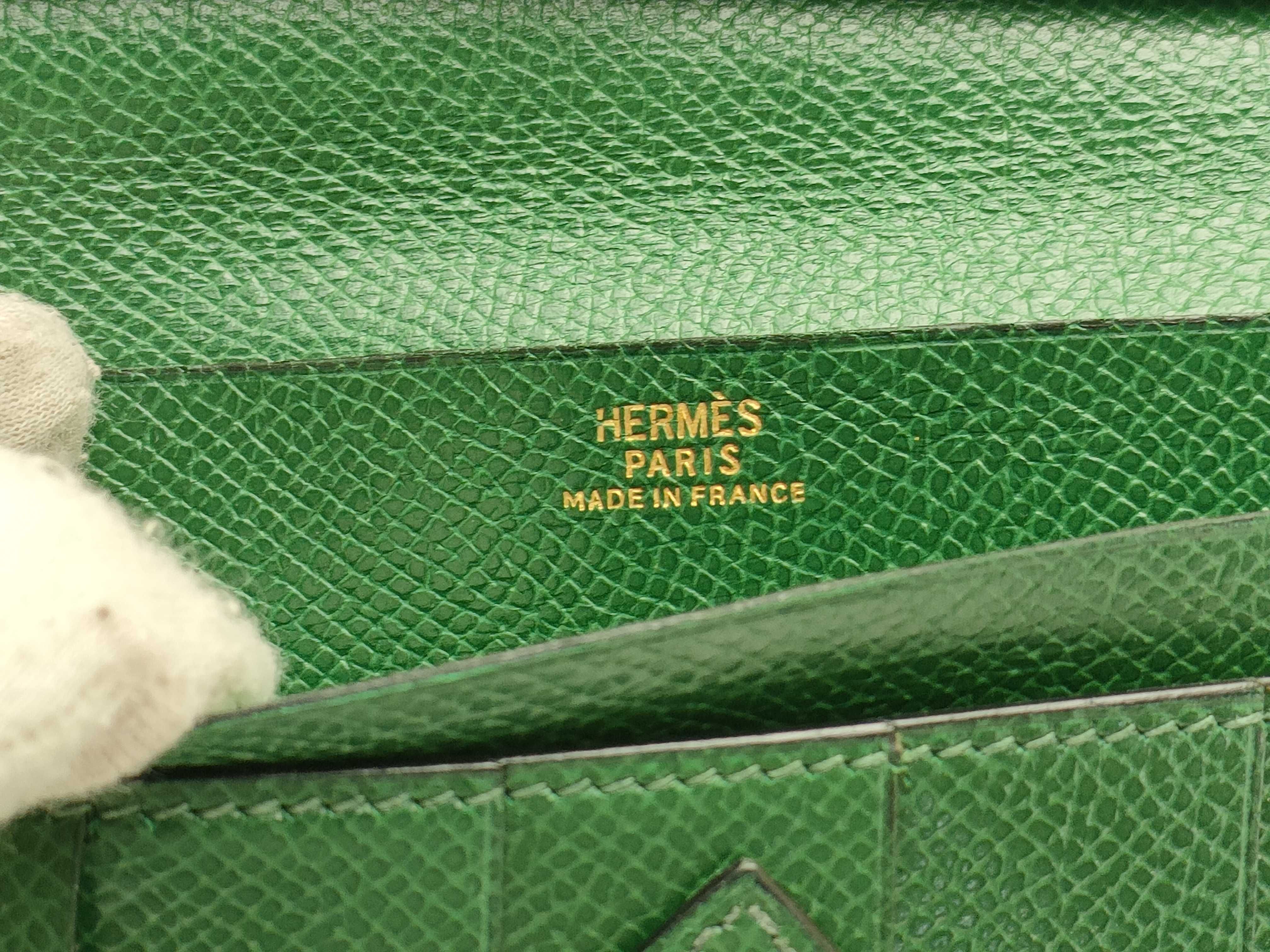 【水曜終了】(10216_0054)HERMES ベアン グリーン/クシュベル 財布