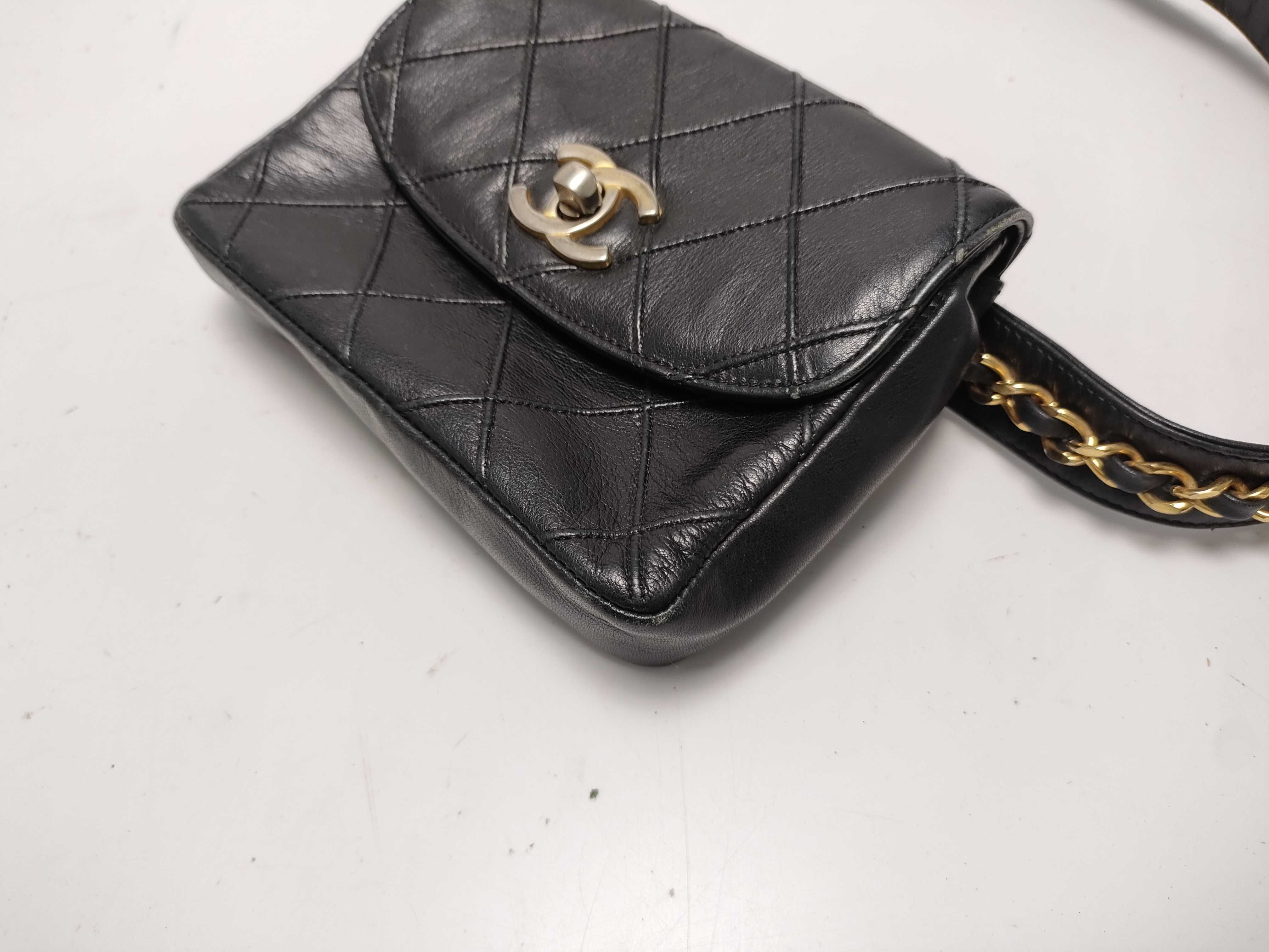 【水曜終了】(10228_0007)CHANEL ラムスキン ウエストポーチ/黒 ウエストバッグ