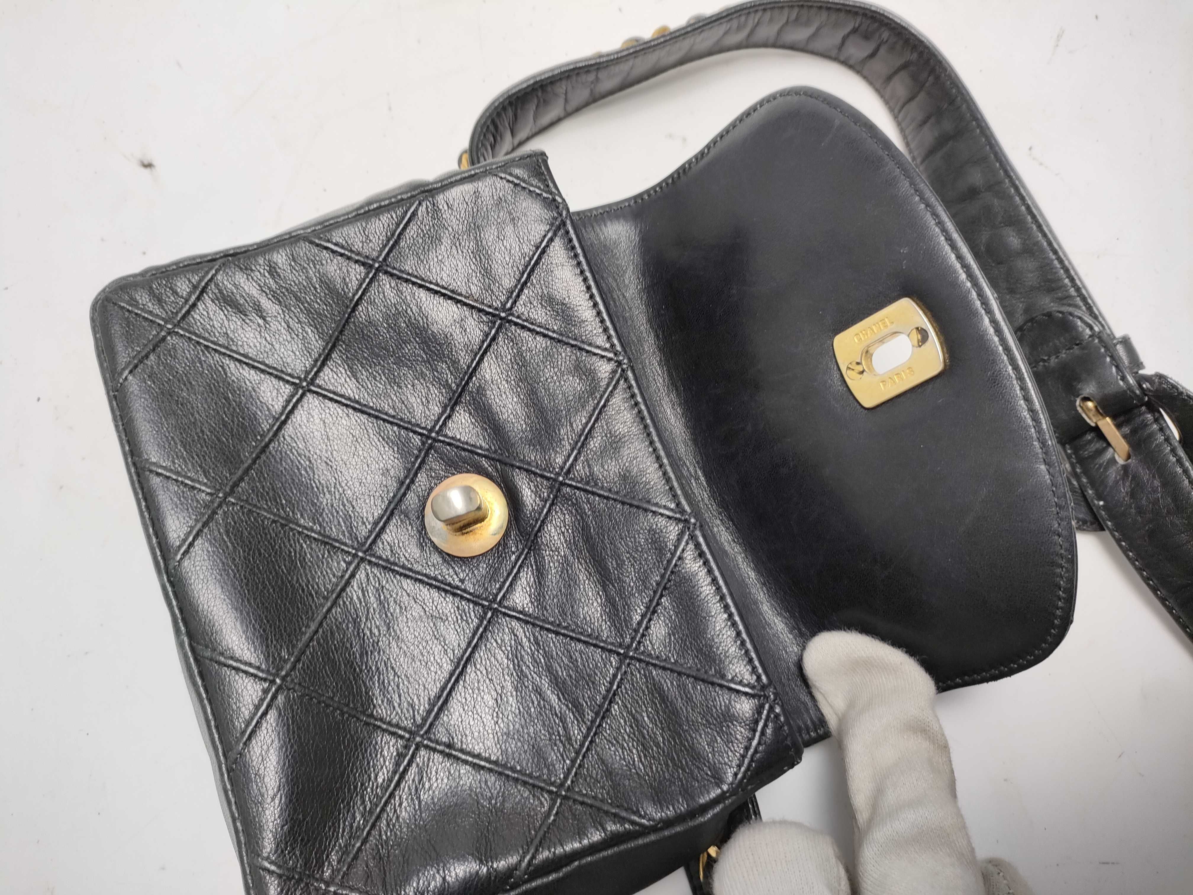 【水曜終了】(10228_0007)CHANEL ラムスキン ウエストポーチ/黒 ウエストバッグ