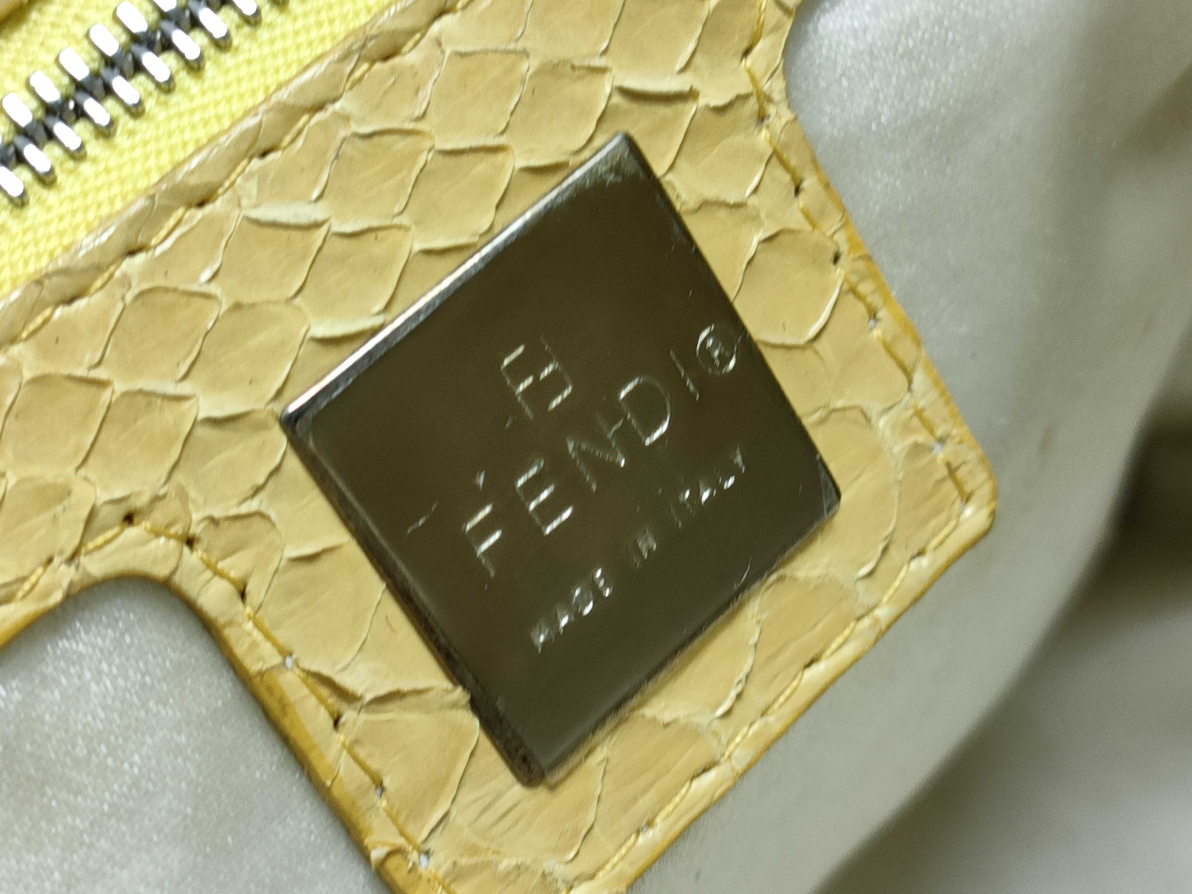 【水曜終了】(10230_0328)▼FENDI パンチング パイソン トート トートバッグ