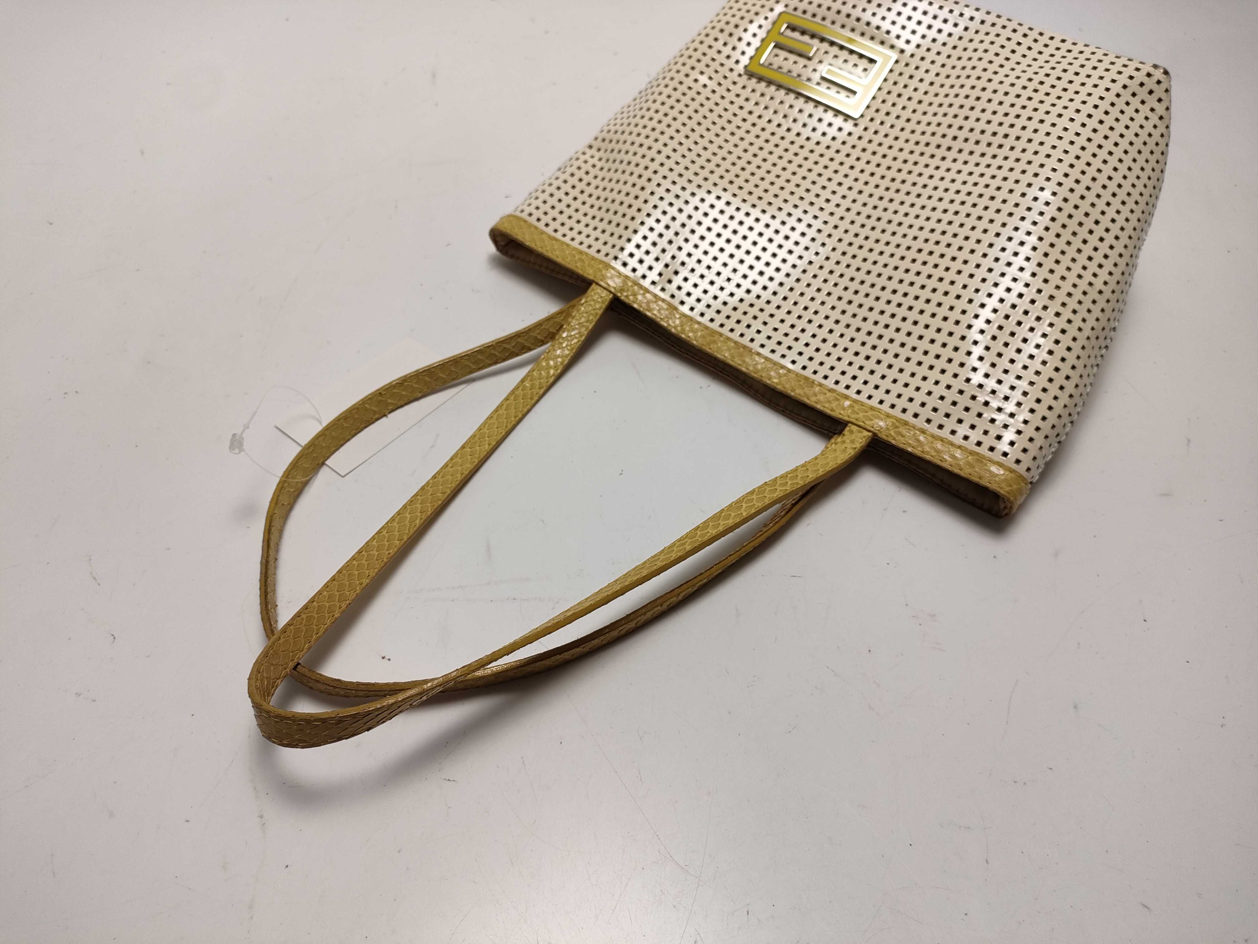 【水曜終了】(10230_0328)▼FENDI パンチング パイソン トート トートバッグ