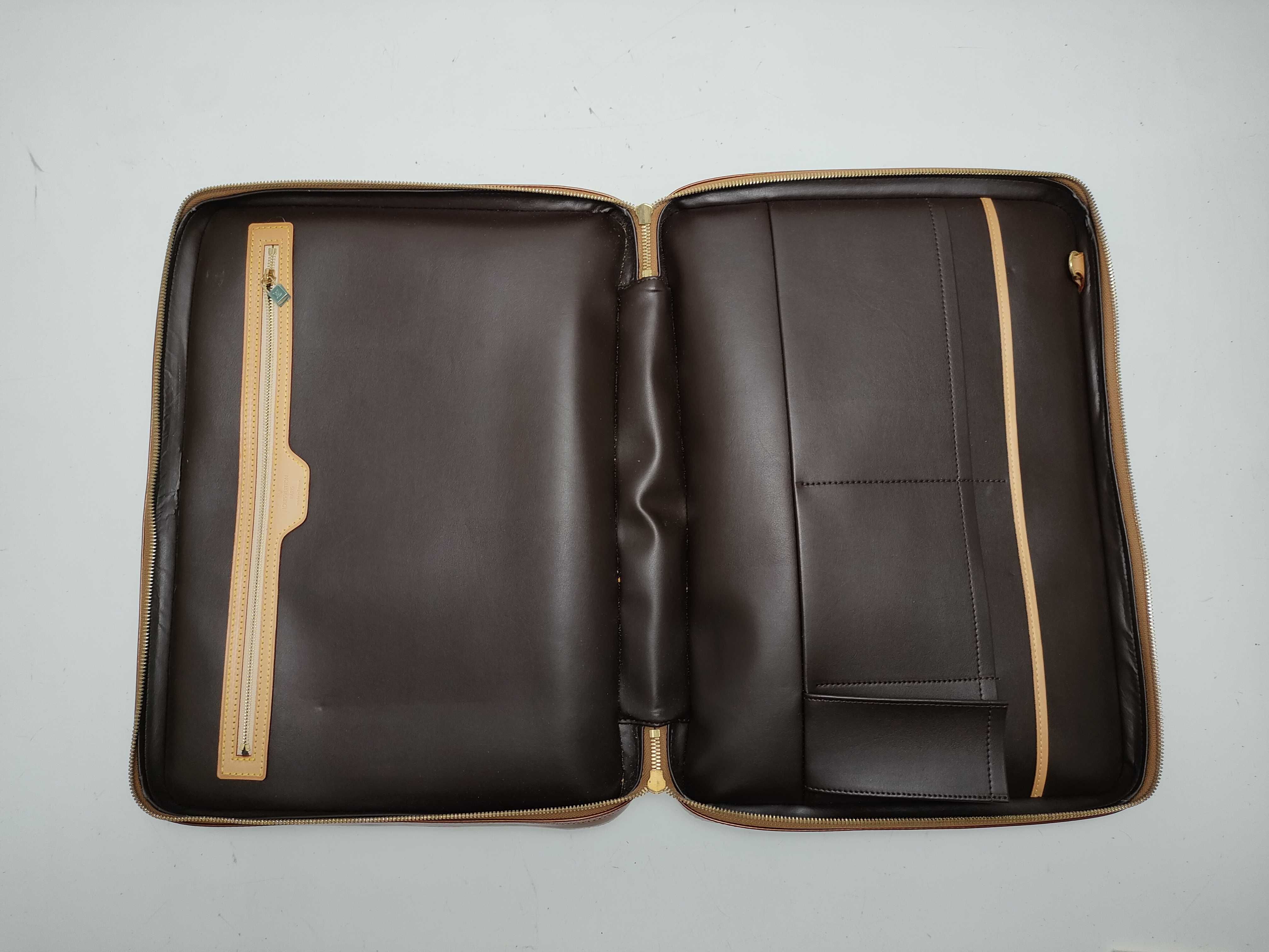 【水曜終了】(10218_0053)LOUIS VUITTON ヴェルニ ポルトドキュマンボワヤージュ ビジネスバッグ