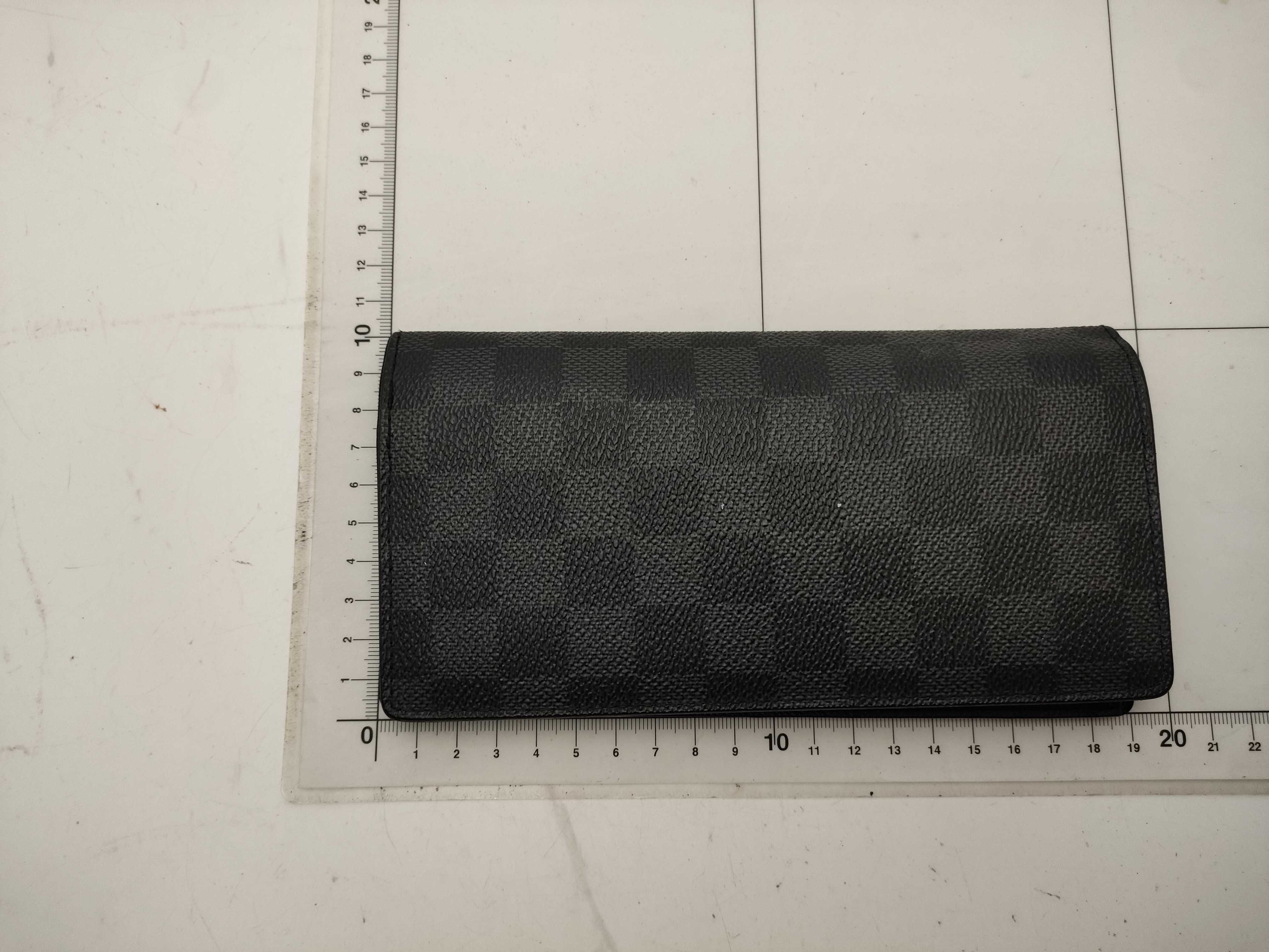 【水曜終了】(10229_0003)LOUIS VUITTON ダミエ グラフィット N62665 ポルトフォイユ・ブラザ 財布