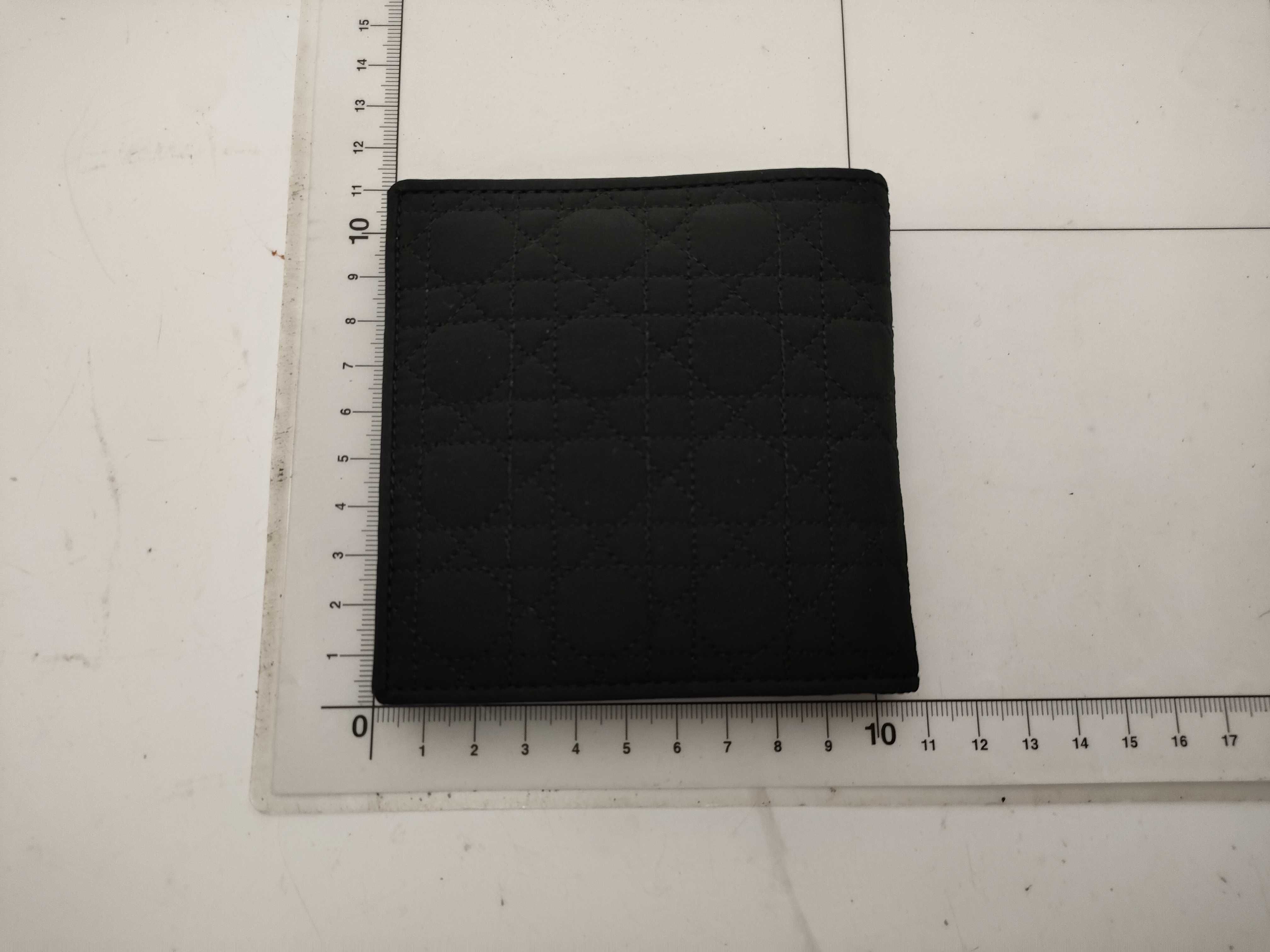 【水曜終了】(10221_0636)Dior カナージュ コンパクト財布 財布