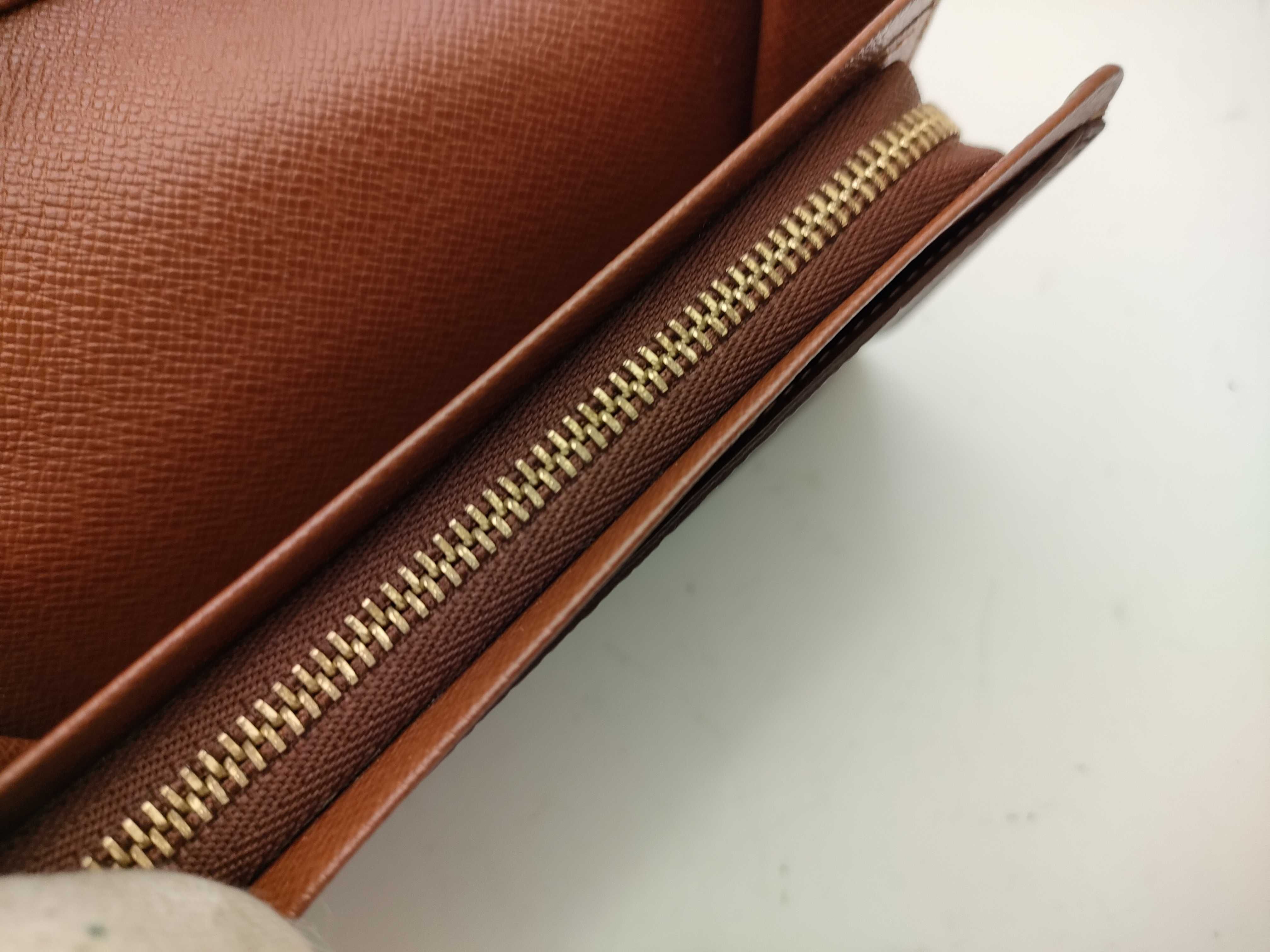【水曜終了】(10229_0023)LOUIS VUITTON モノグラム 二つ折り 財布 財布