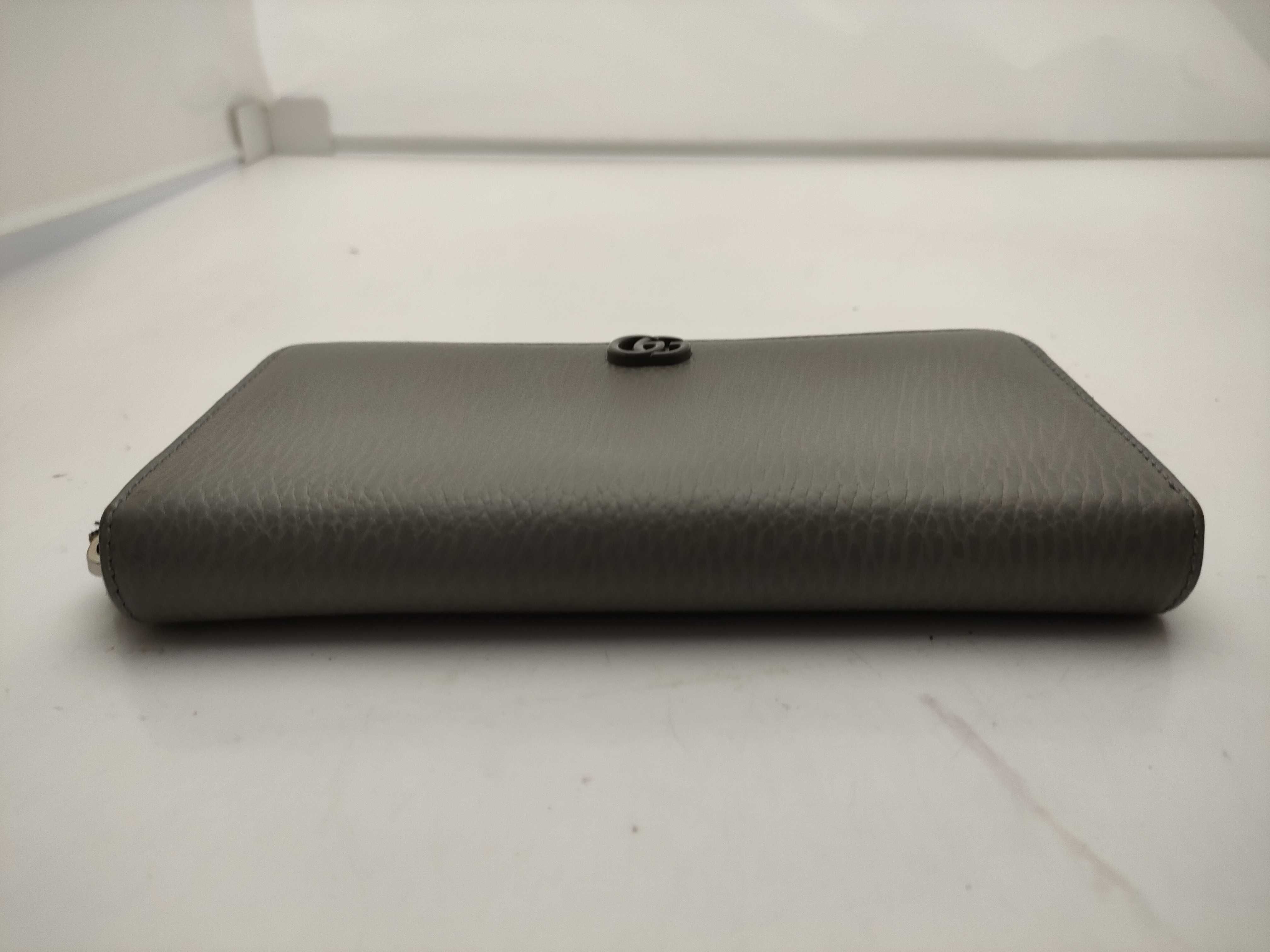 【水曜終了】(10221_0007)GUCCI マーモント 456117 レザー ラウンド長財布 財布