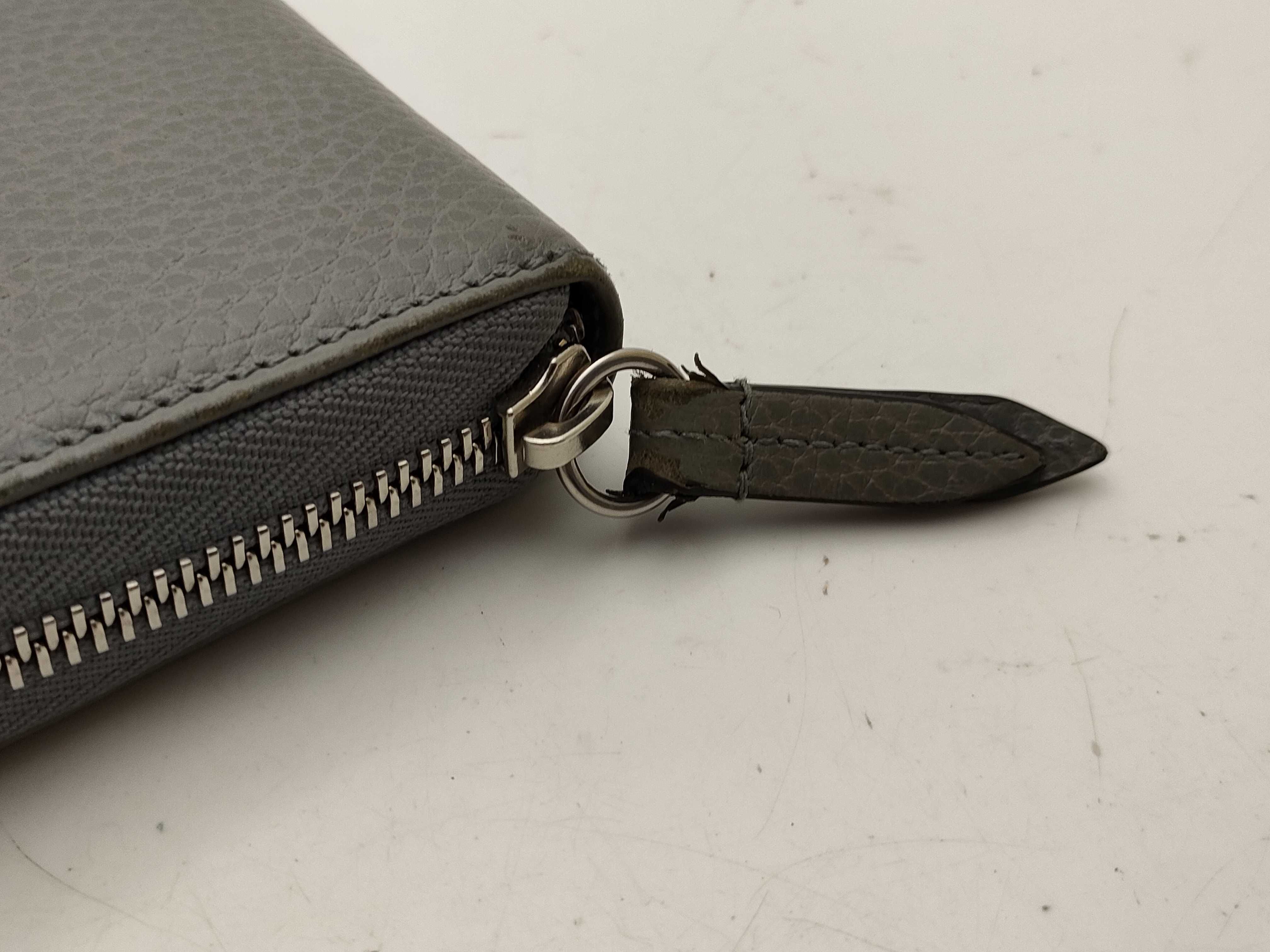 【水曜終了】(10221_0007)GUCCI マーモント 456117 レザー ラウンド長財布 財布