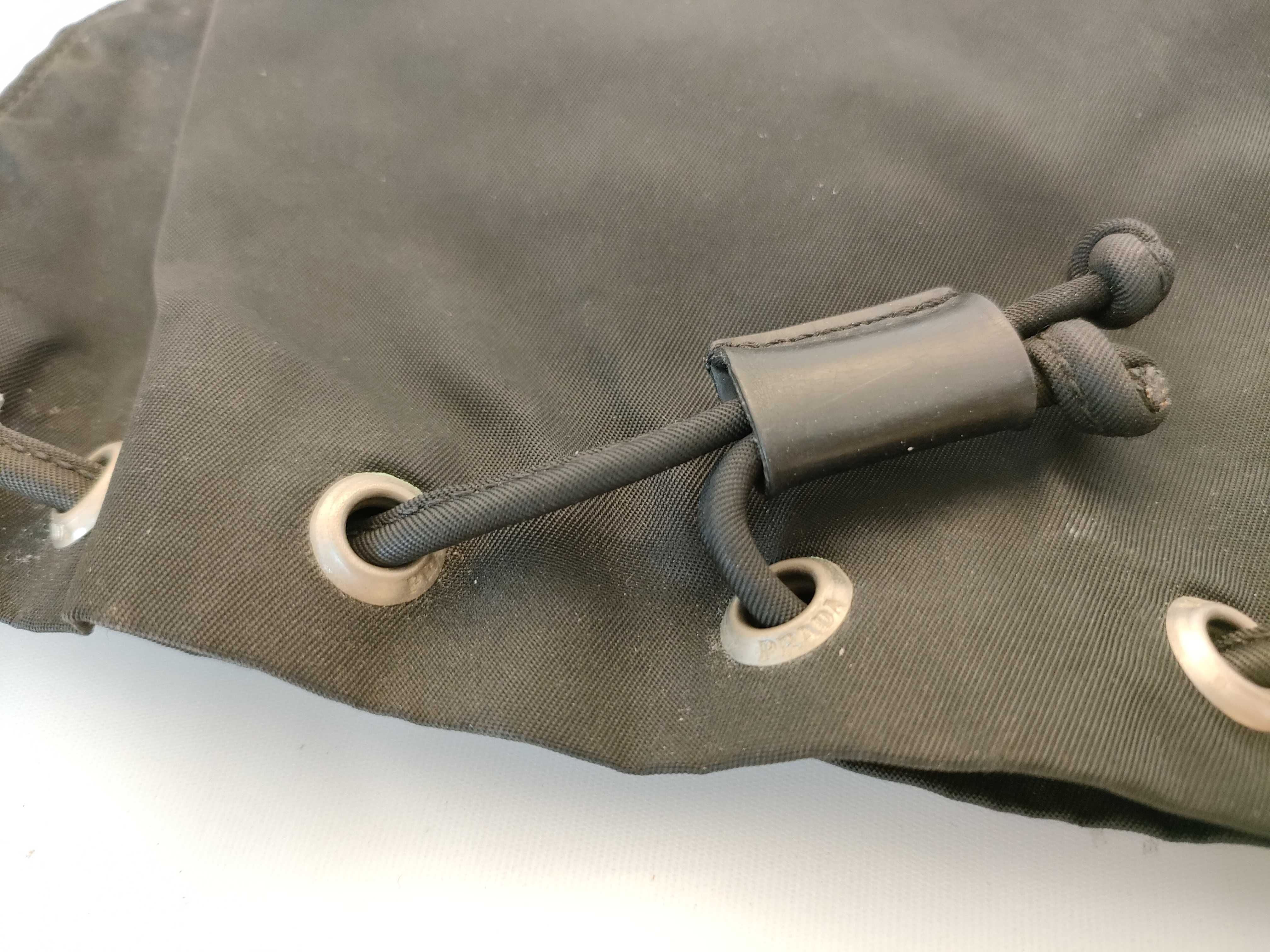 【水曜終了】(10223_0294)PRADA ナイロン 巾着/ジップウォレット 財布
