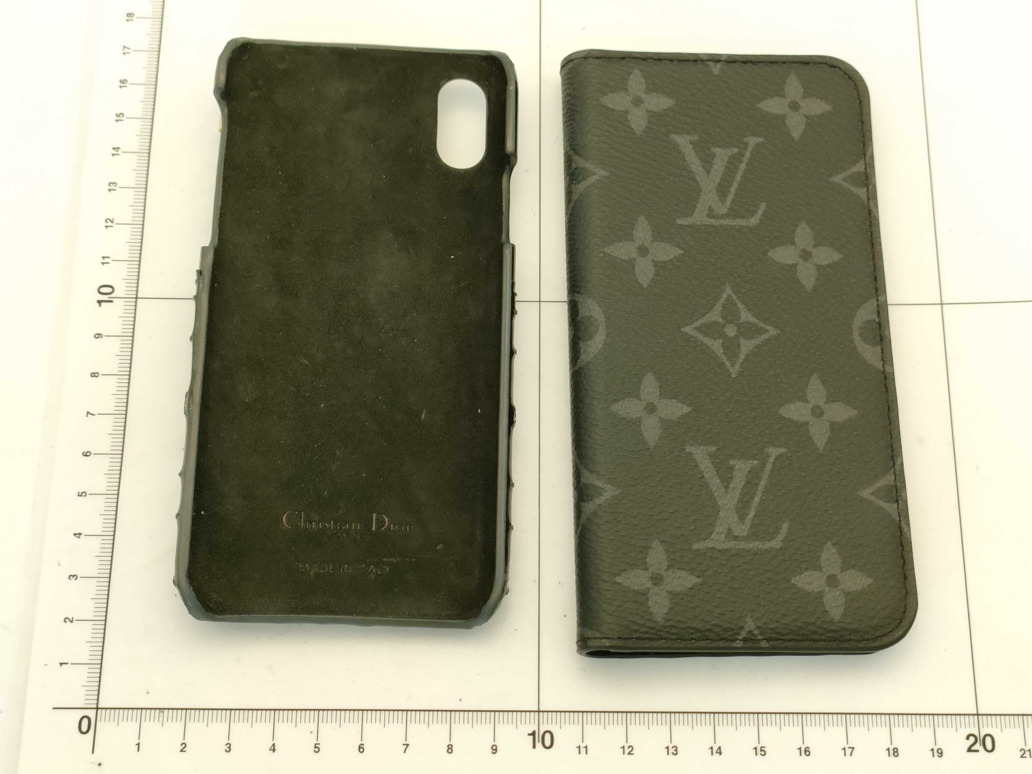 【水曜終了】(10223_0071)LOUIS VUITTON モノグラム DIORマト スマホケース*2点 その他小物