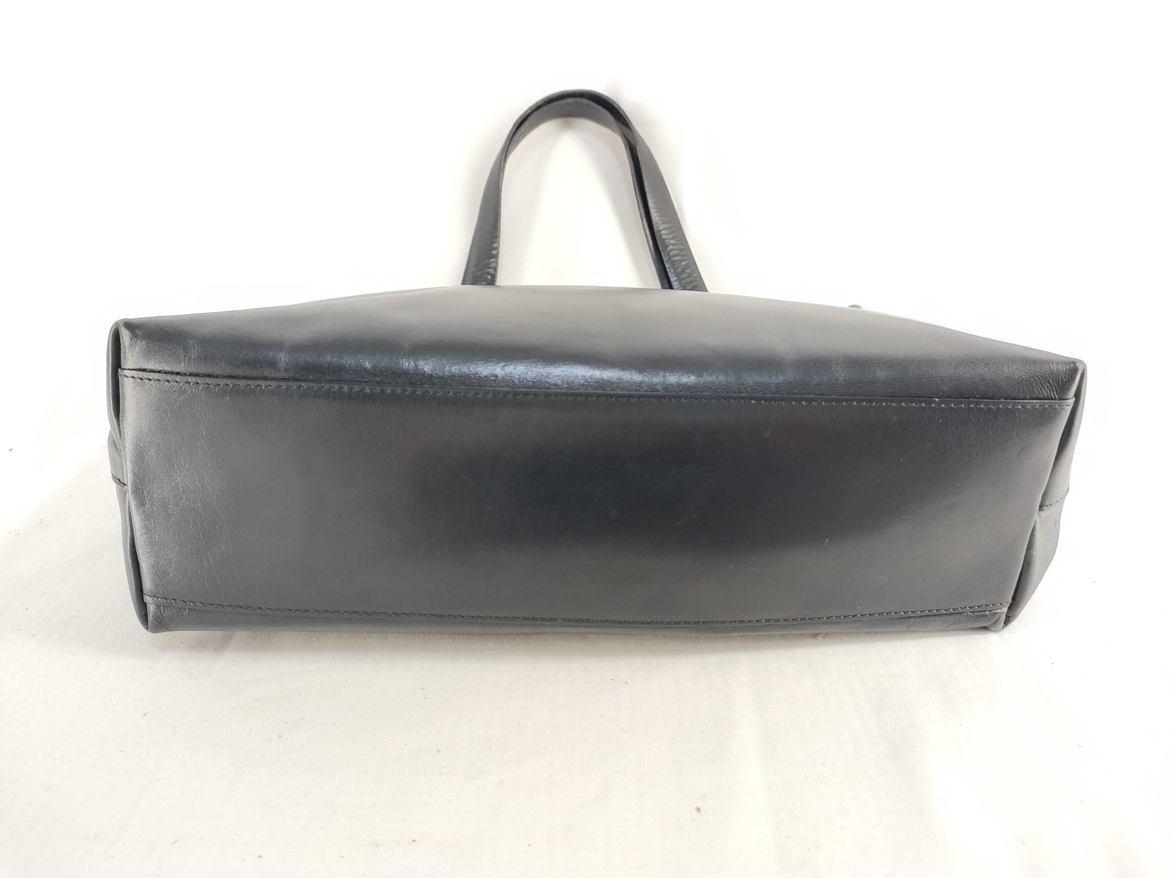 【水曜終了】(10709_0106)PRADA プラダ レザーショルダー トートバッグ カットワーク