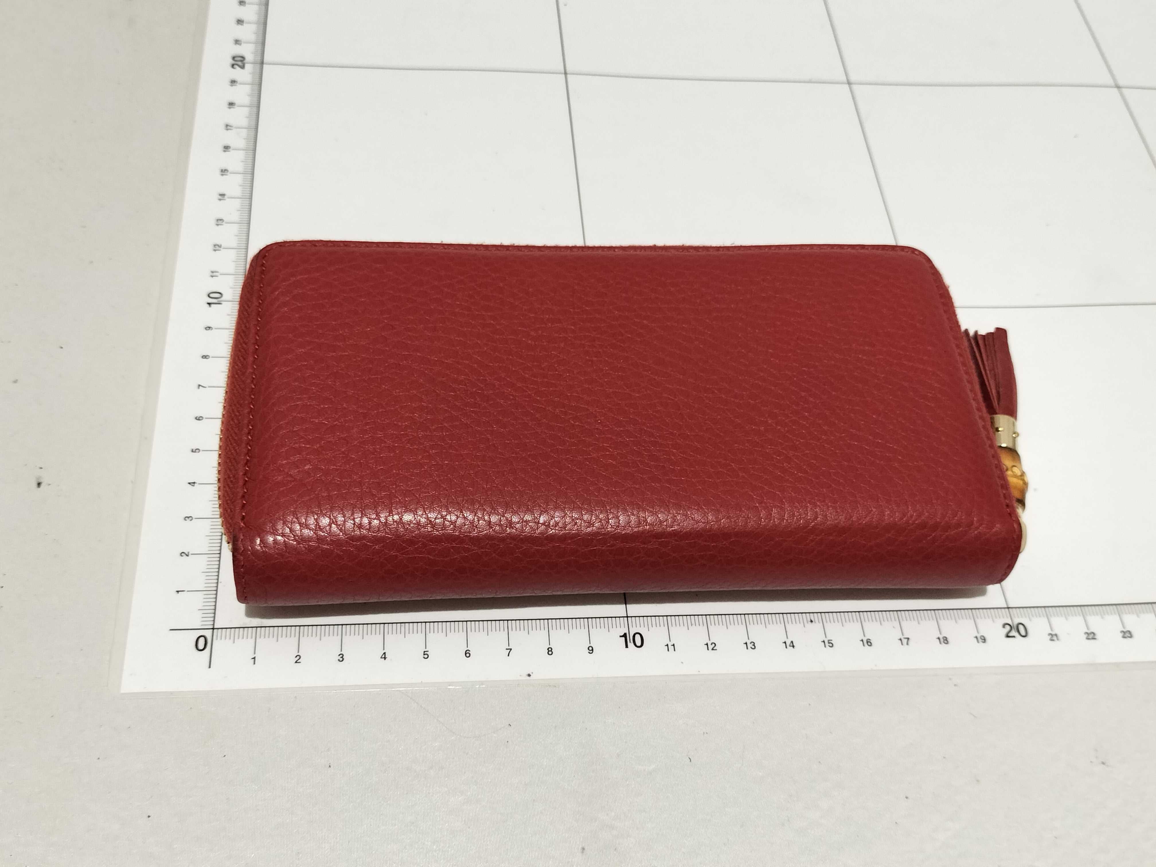 【水曜終了】(10230_0001)GUCCI バンブー レザー ラウンドジップ レッド 長財布 307984 財布