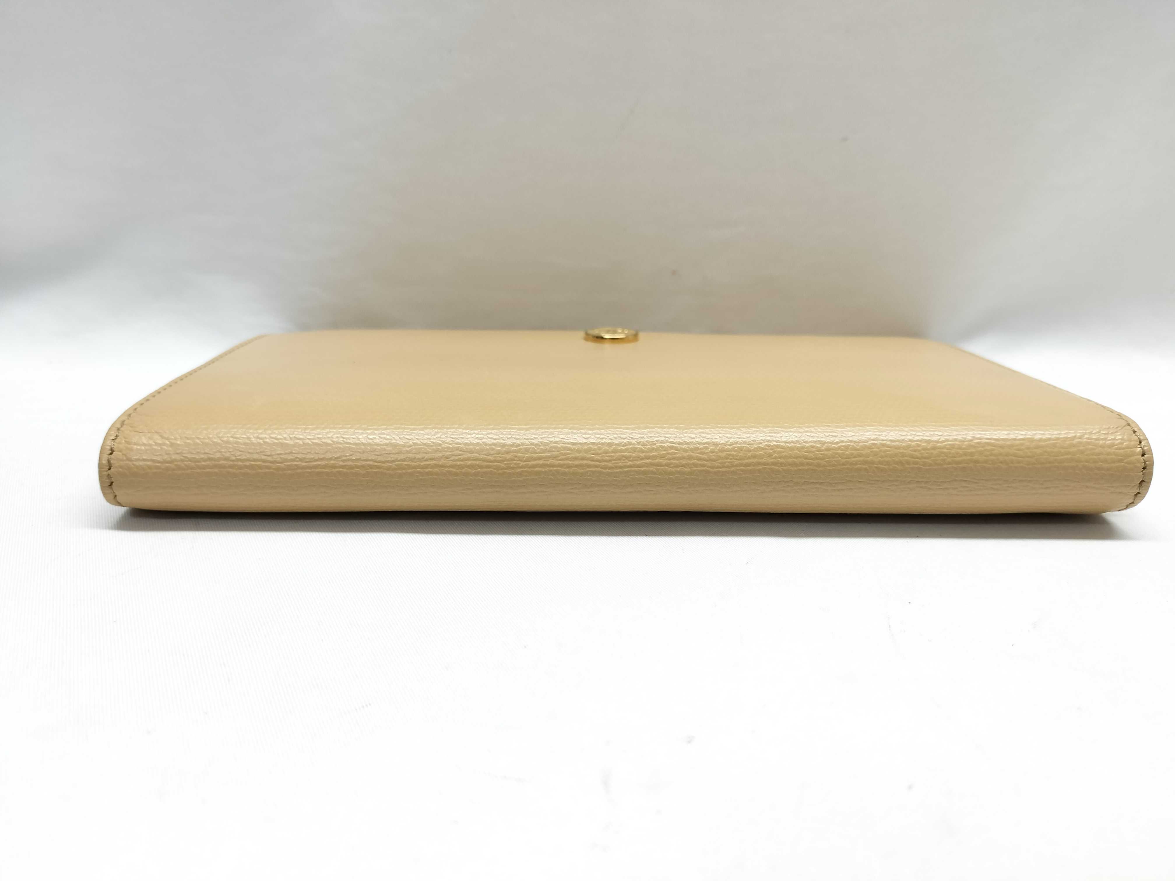 【水曜終了】(10228_0002)CHANEL ココボタン/レザー/二つ折り長財布 財布