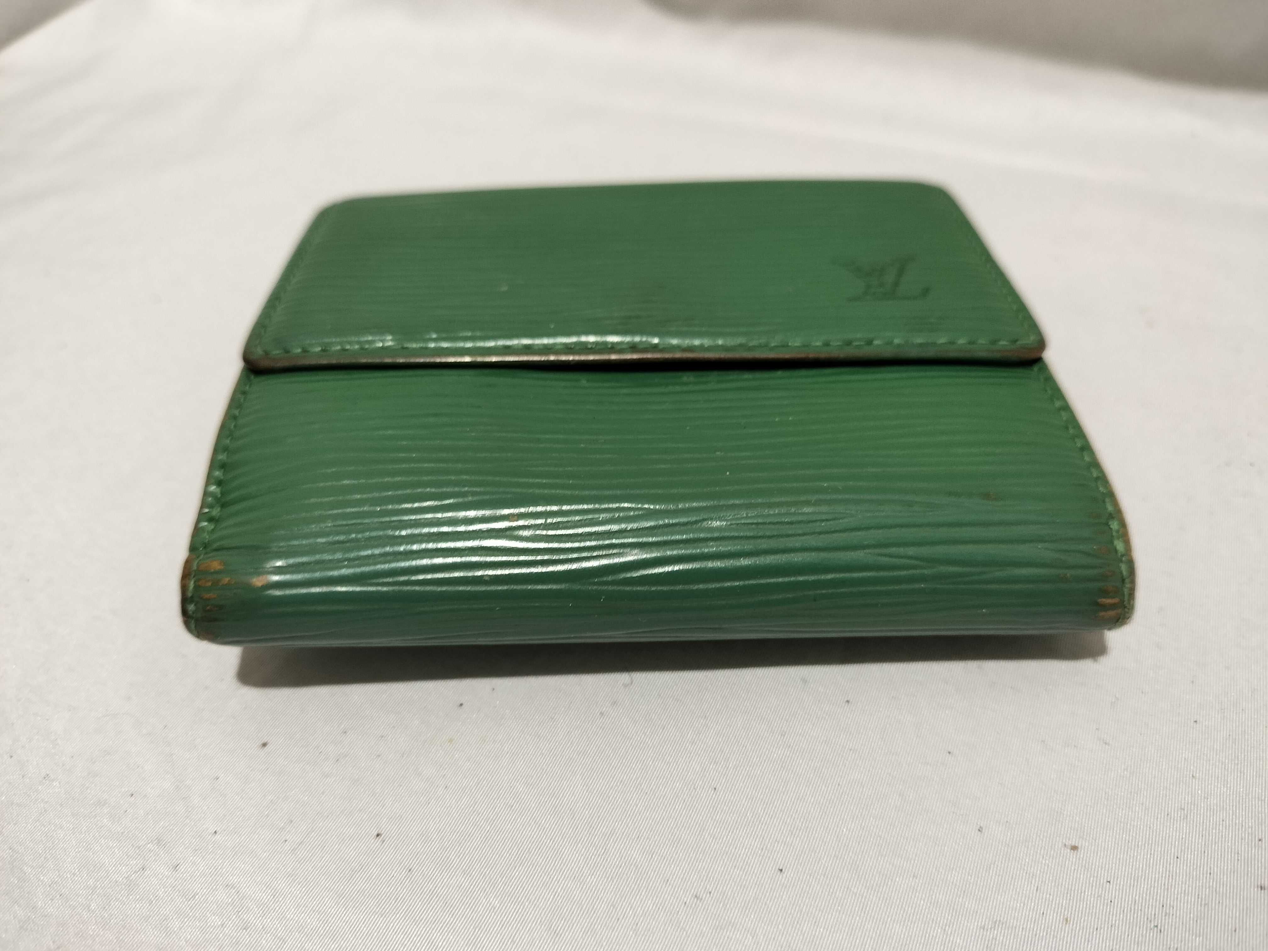 【水曜終了】(10229_0340)LOUIS VUITTON エピ 折財布 財布
