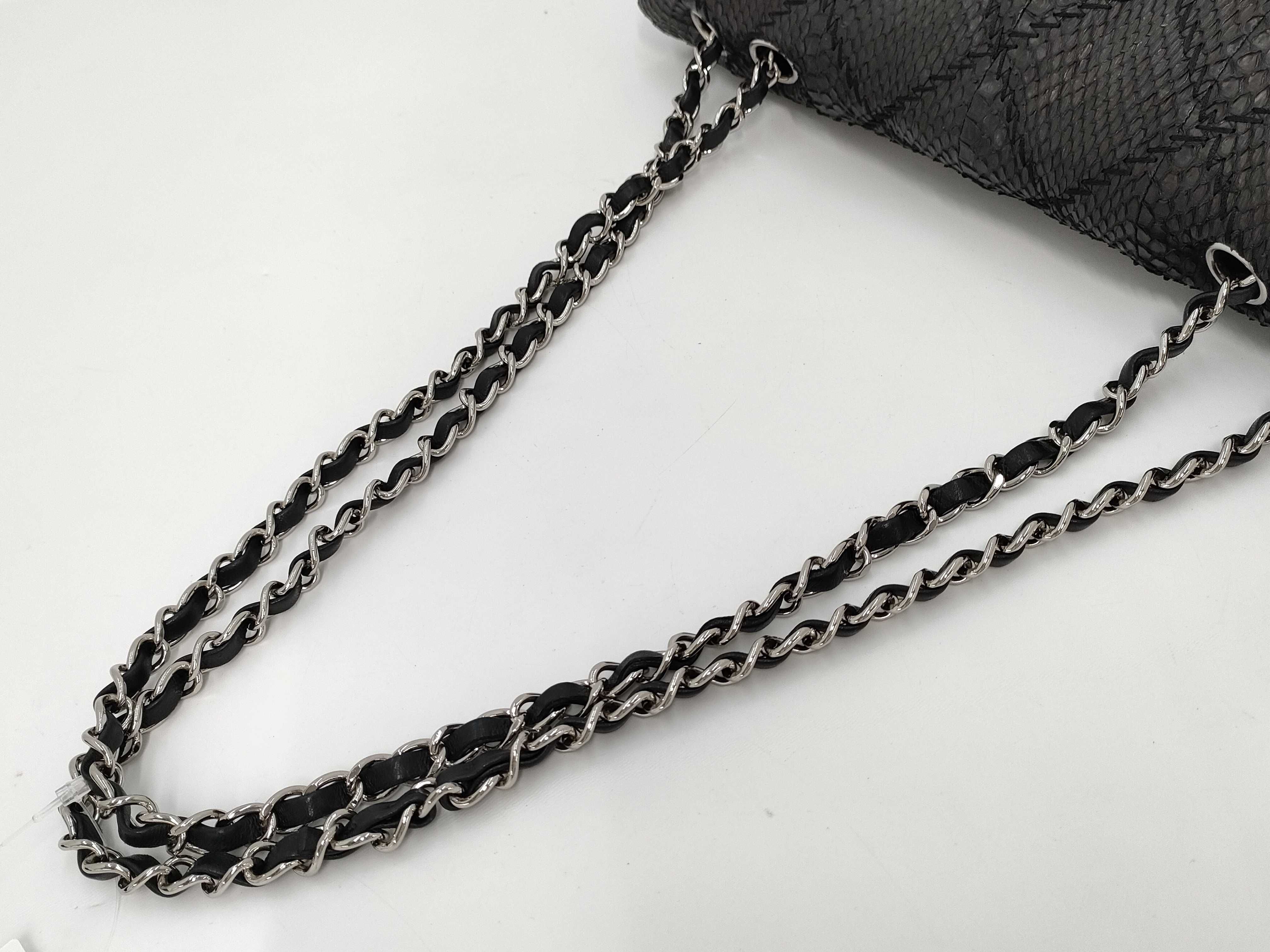【水曜終了】(10228_0068)▼CHANEL マトラッセ パイソン Wチェーン 15番台 ショルダーバッグ