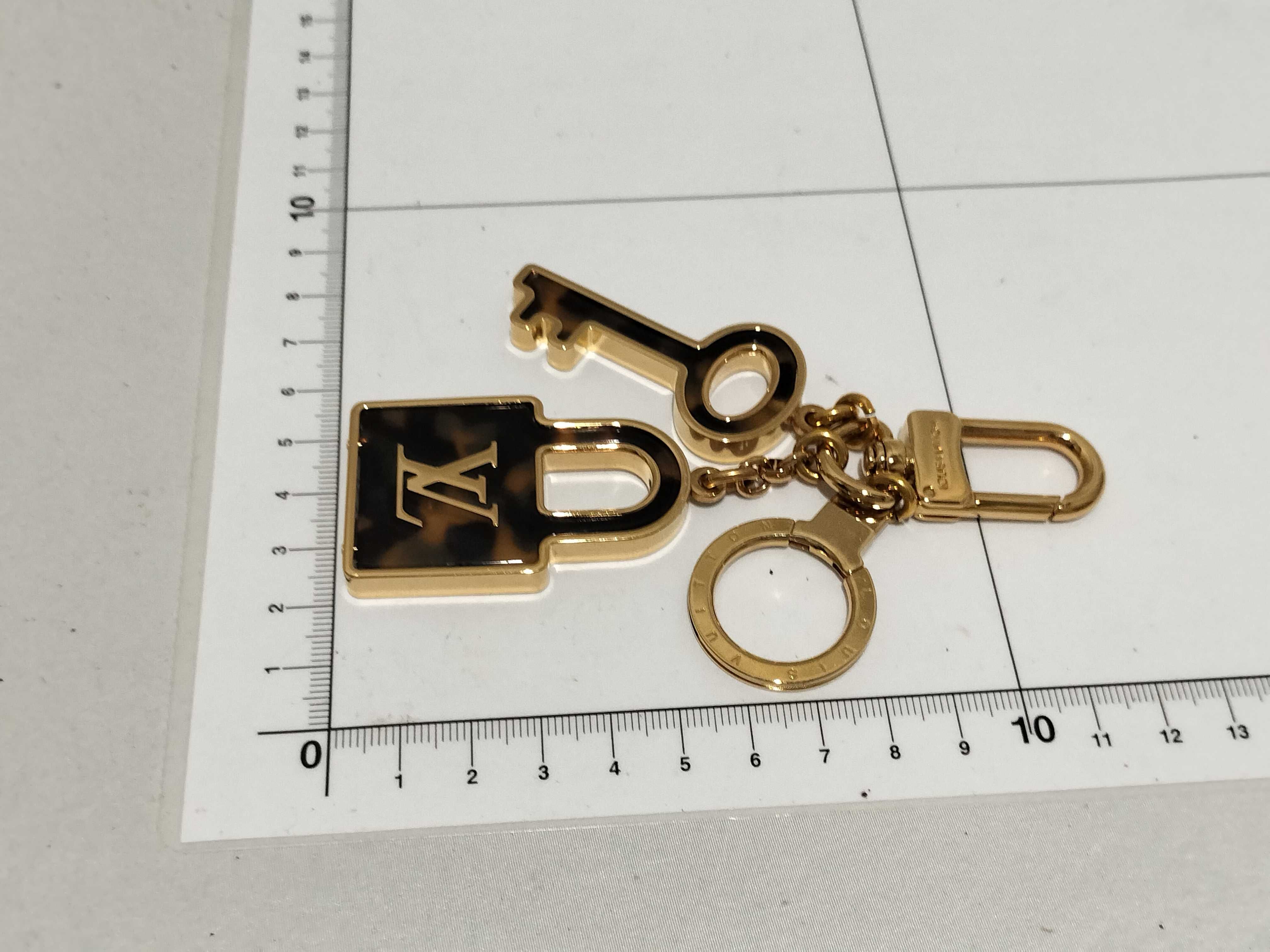 【水曜終了】(10218_0077)LOUIS VUITTON チャーム チャーム