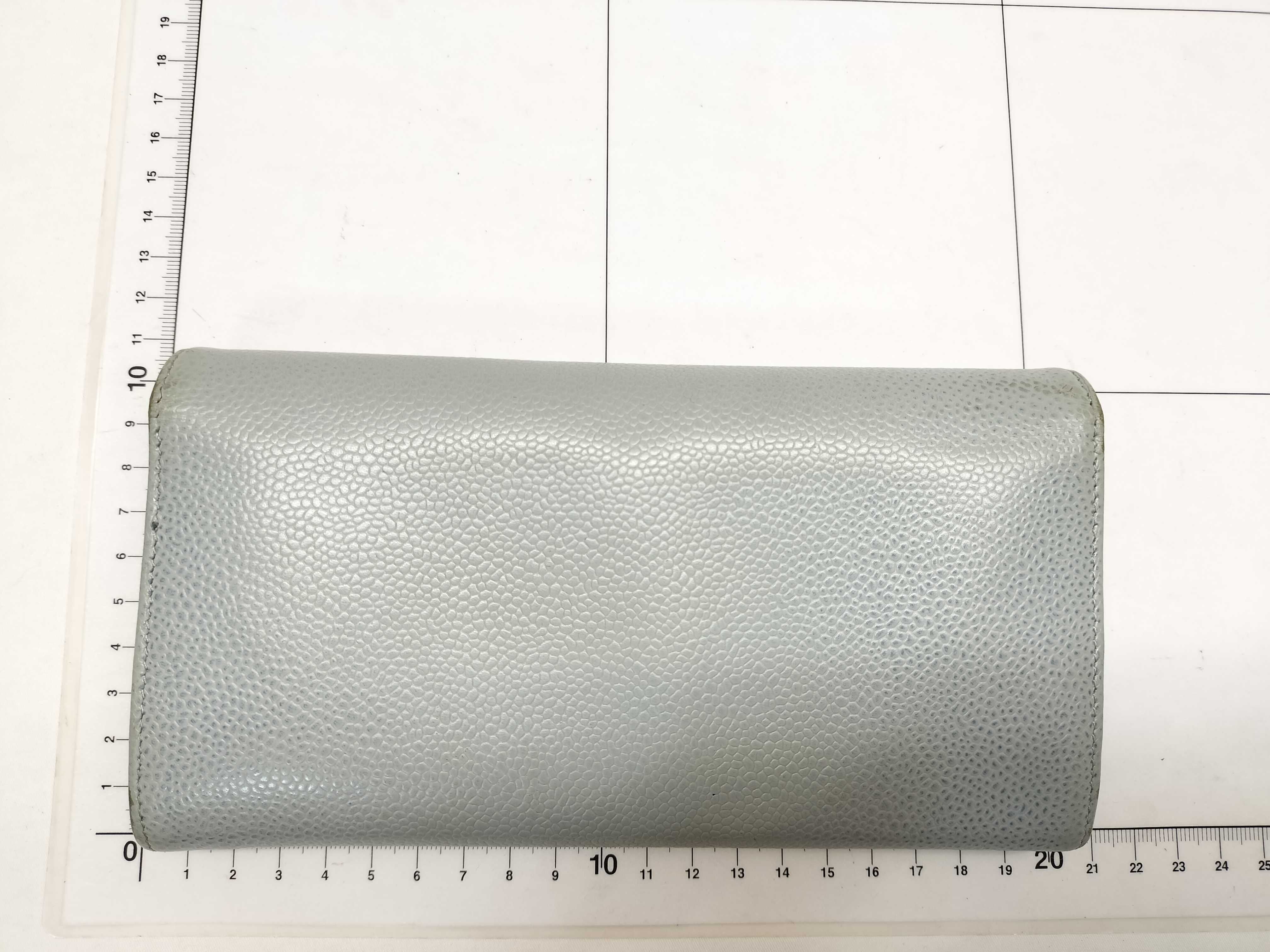 【水曜終了】(10228_0061)CHANEL キャビアスキン ココマーク ブルー 長財布 財布