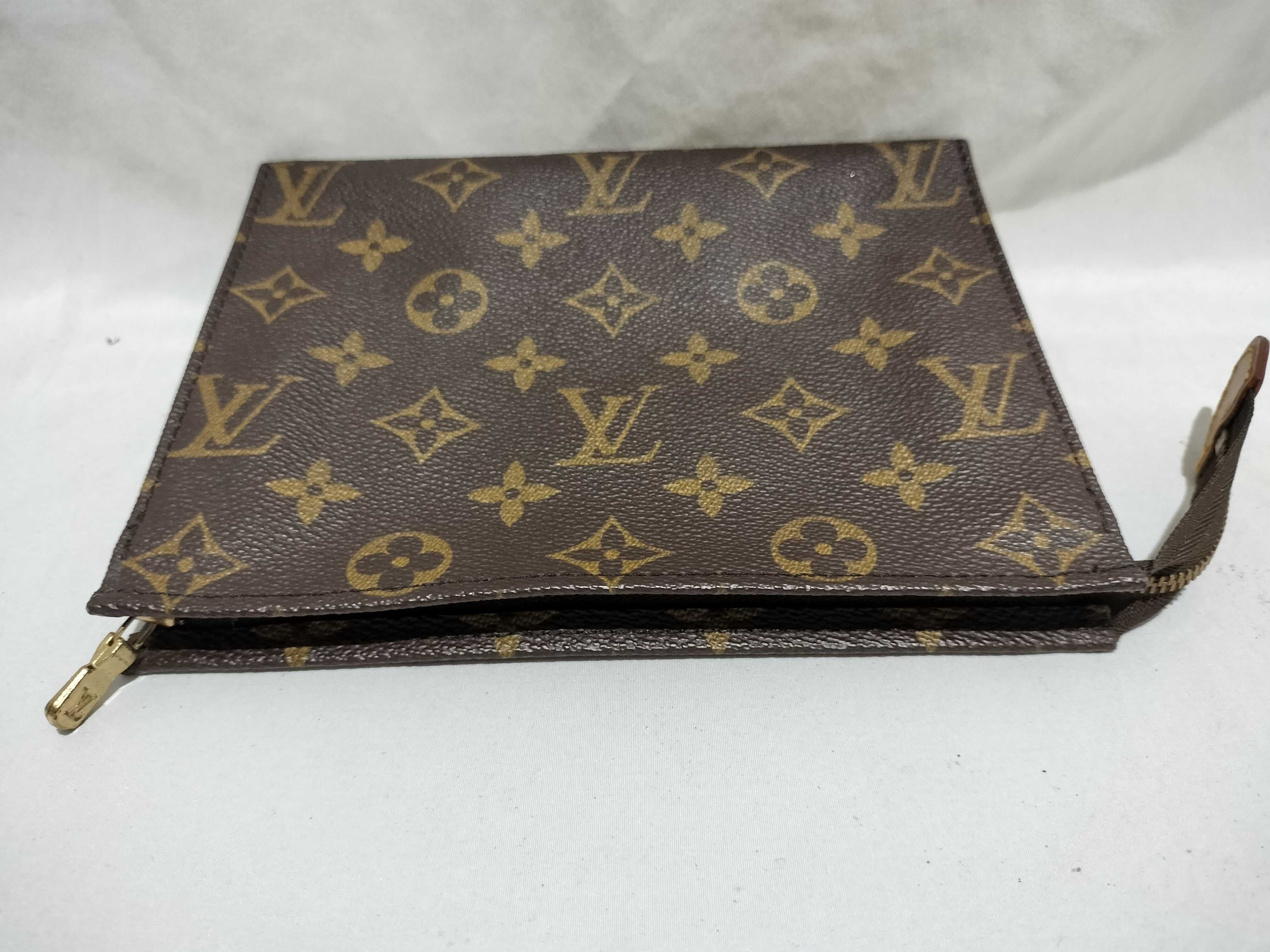 【水曜終了】(10229_0167)LOUIS VUITTON モノグラム ポッシュトワレット その他小物