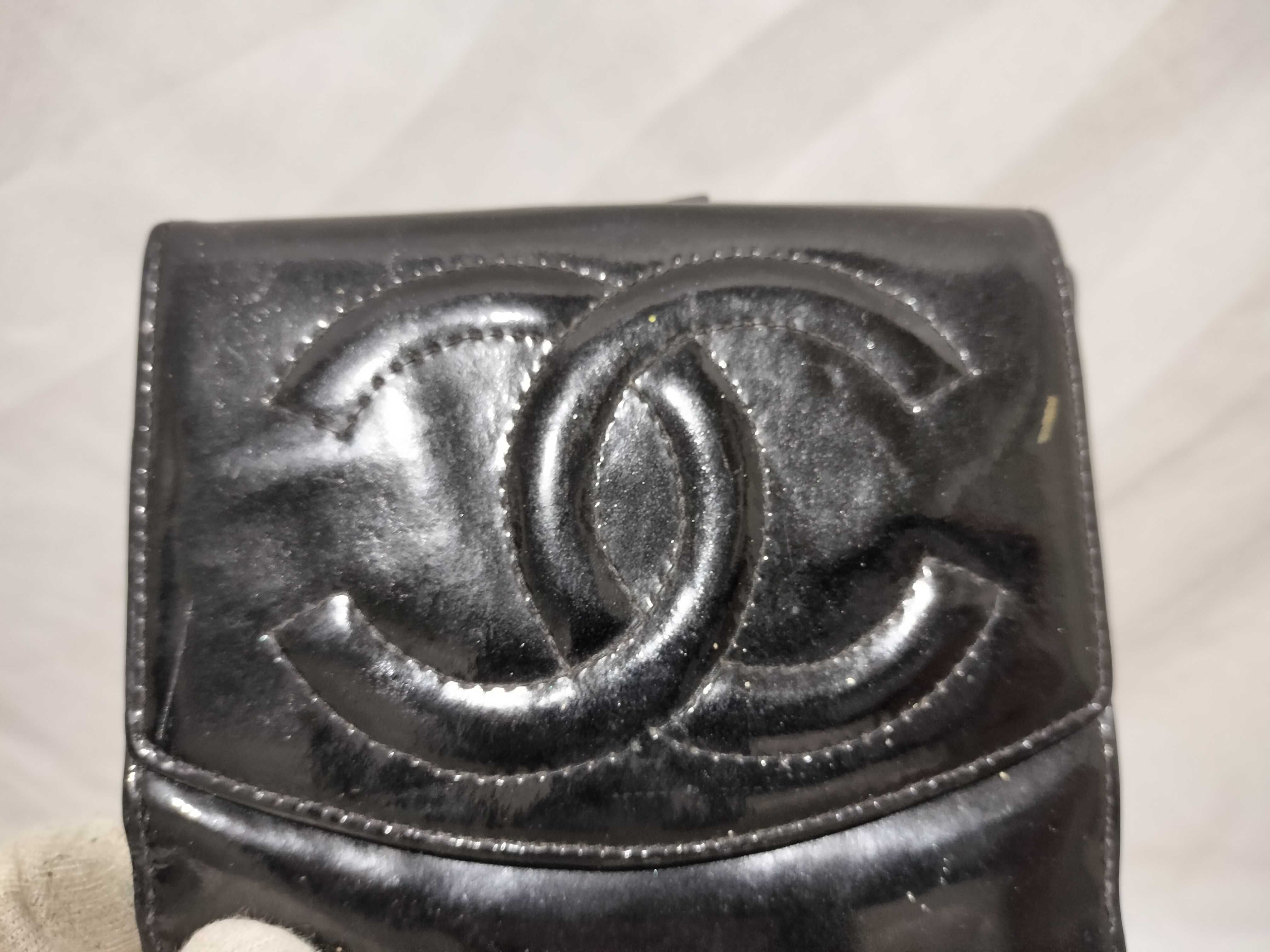 【水曜終了】(10228_0063)CHANEL エナメル 折り 財布 財布