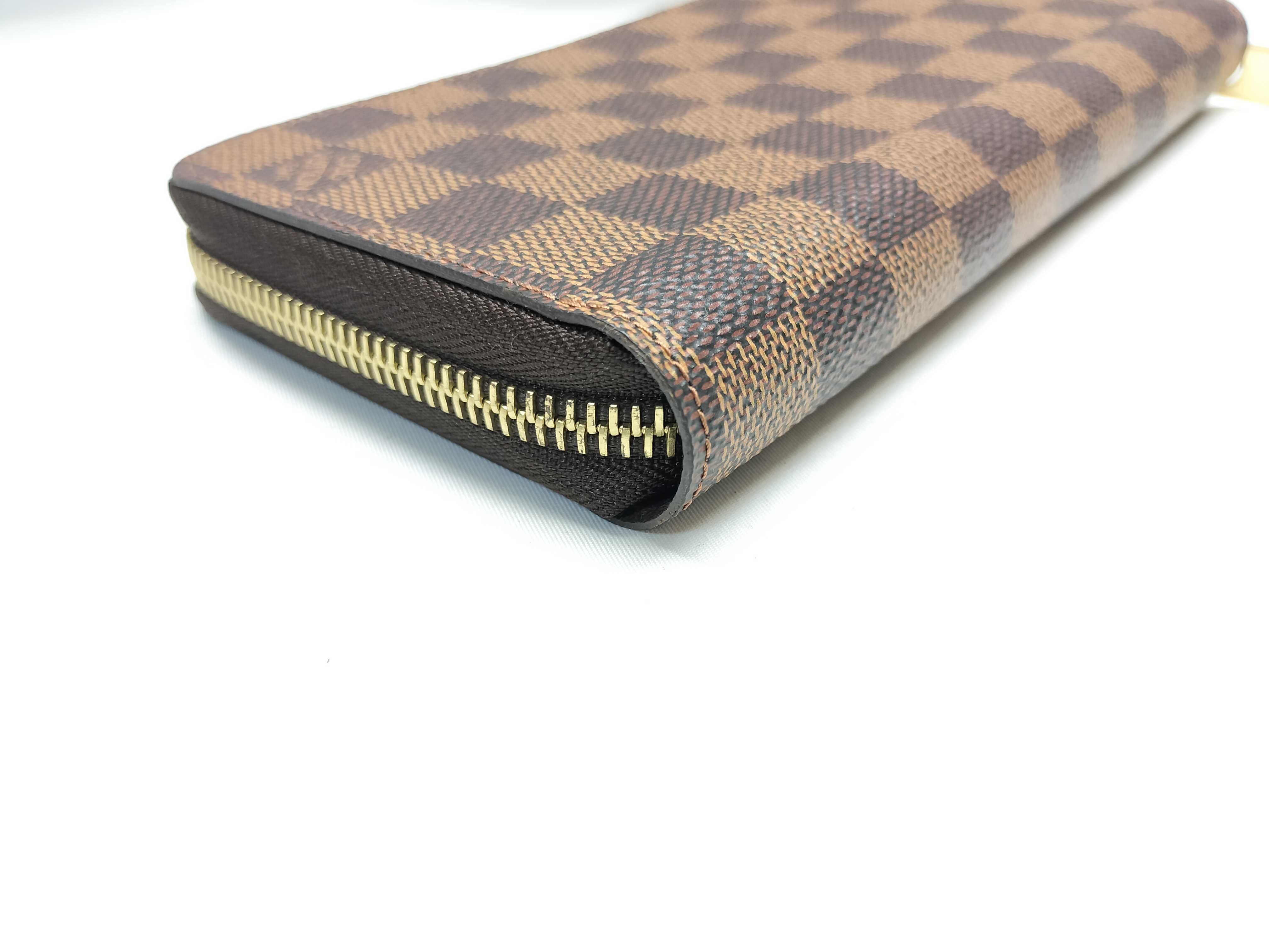 【水曜終了】(10218_0085)LOUIS VUITTON モノグラム ジッピー・ウォレット 中ベタ一部あり 財布