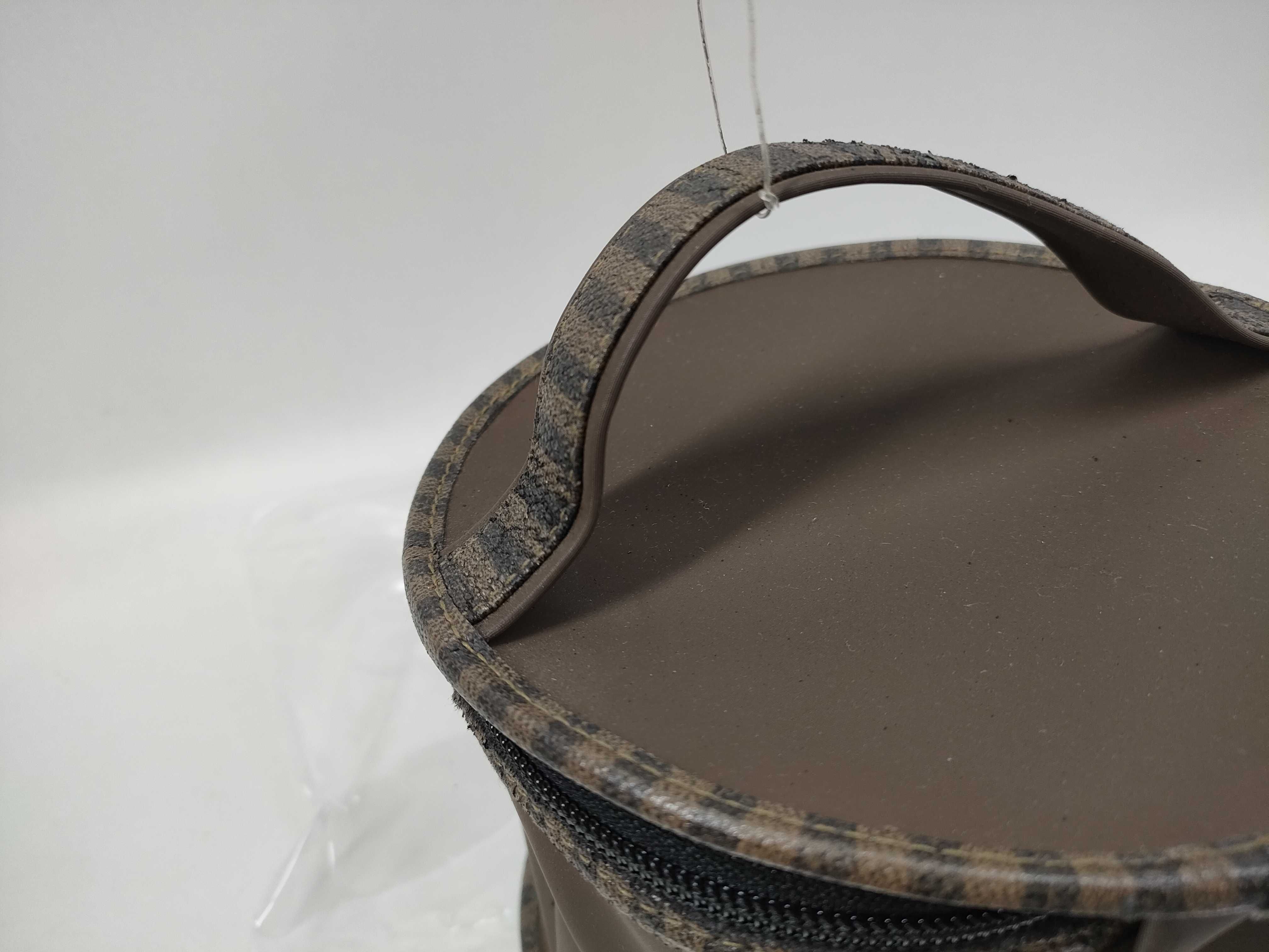 【水曜終了】(10230_0318)FENDI ペカン柄 バニティ ハンドポーチ ベタつきなど バニティバッグ