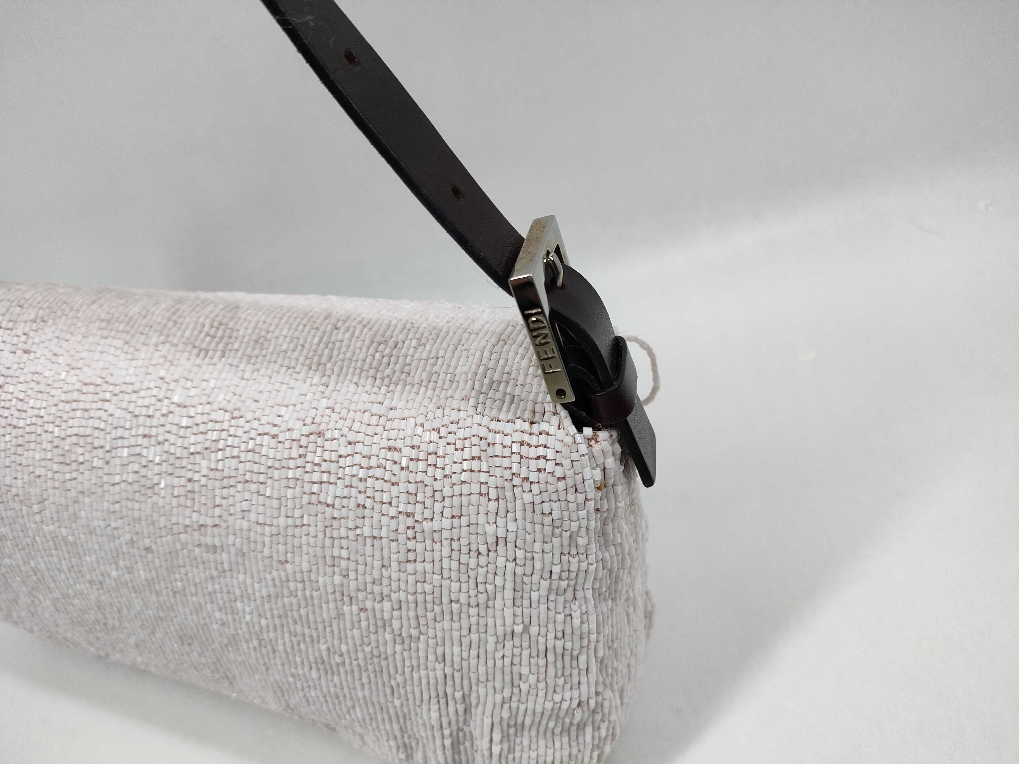 【水曜終了】(10230_0351)FENDI ズッカ柄 マンマ ビーズ ピンク ショルダーバッグ