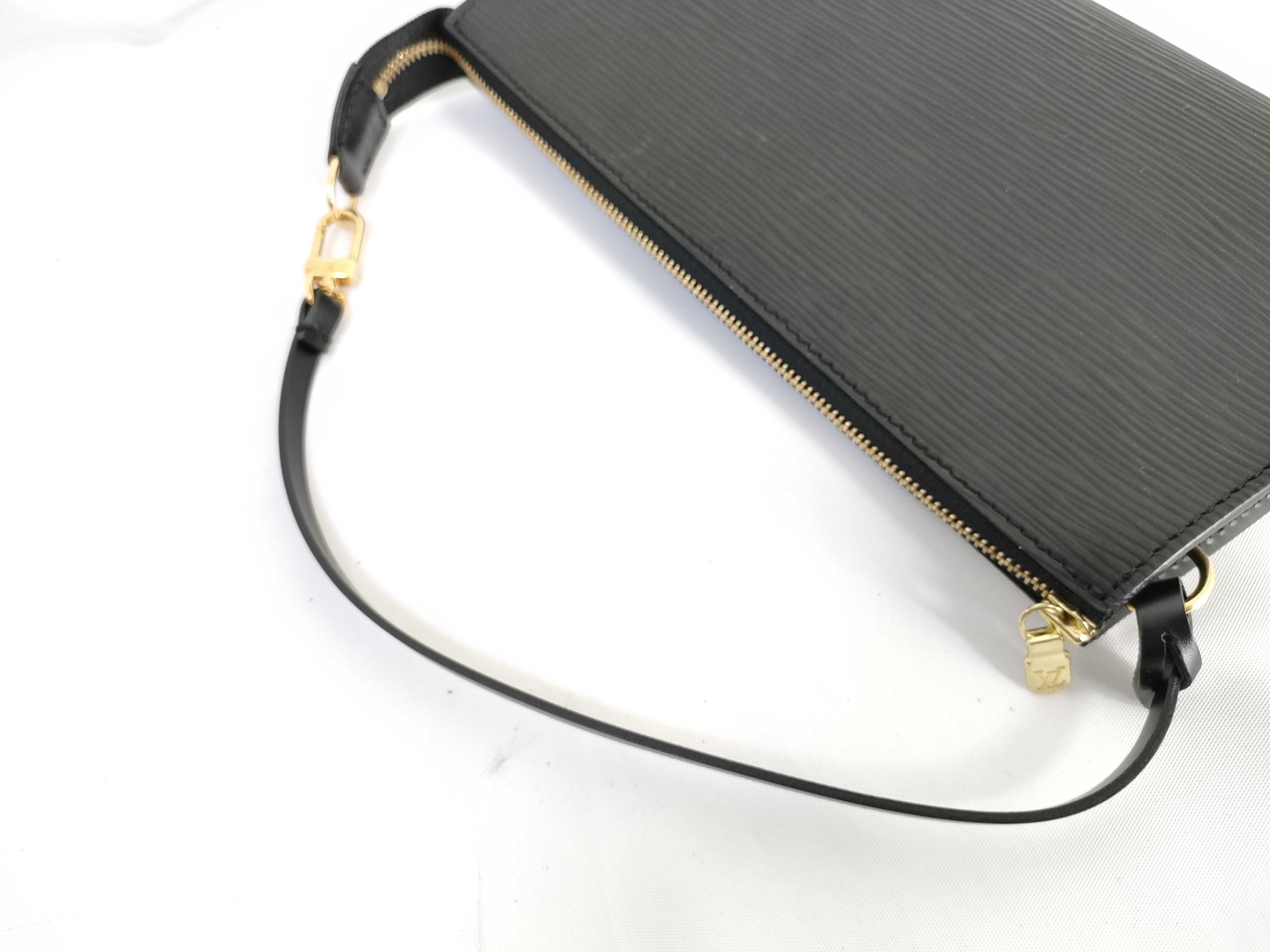 【水曜終了】(10218_0012)LOUIS VUITTON エピ ポシェット・アクセソワール ポーチ